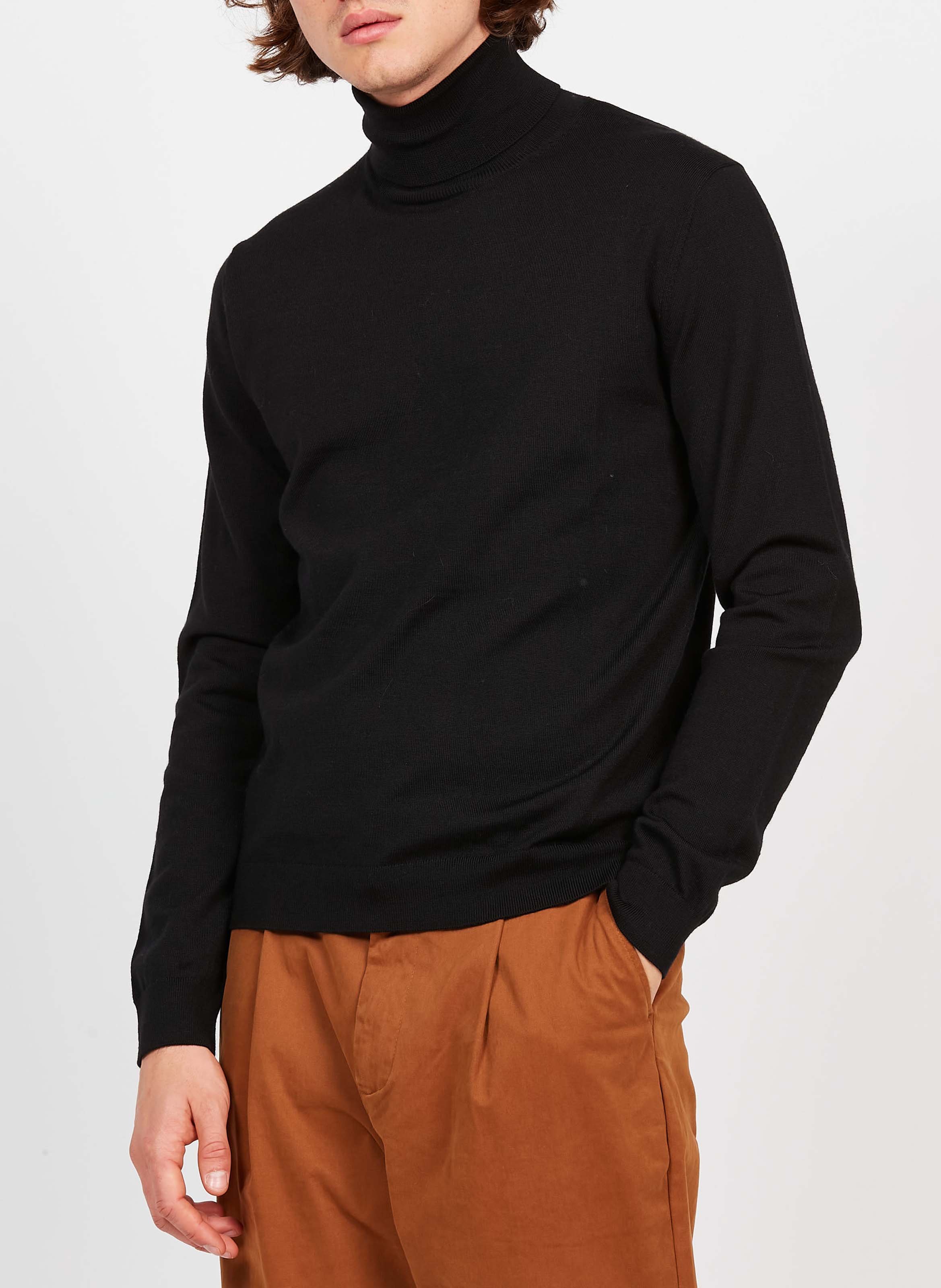 Wool turtleneck sweater SAISON 1865 Black