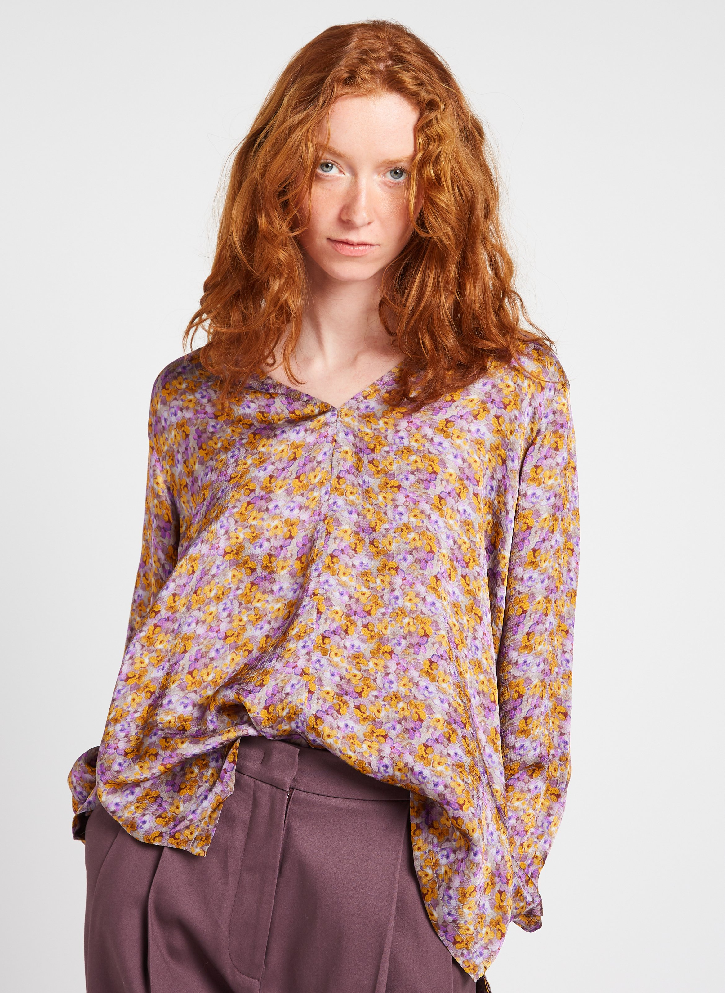 Straight V-neck top ATTIC AND BARN Purple