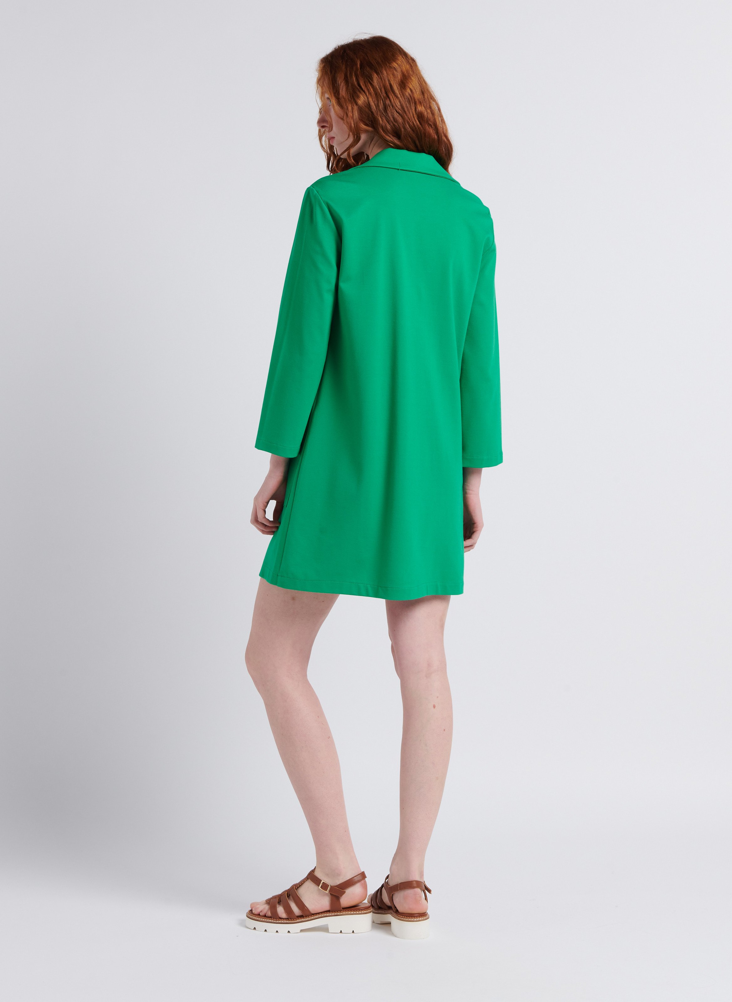 Short straight V-neck dress with 3/4 sleeves IMPERIAL Green