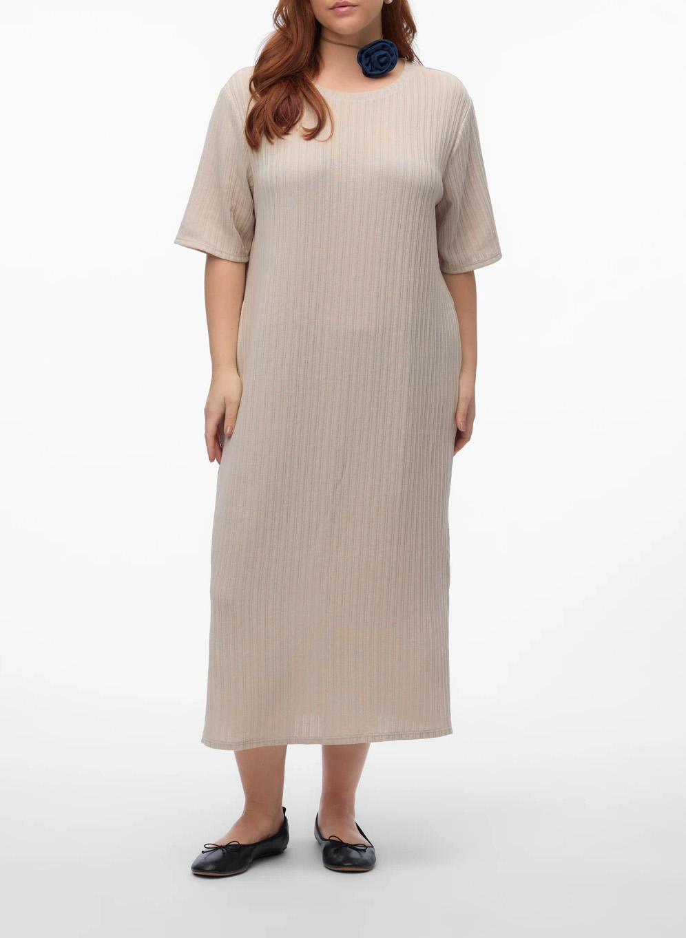 Robe midi côtelée  VERO MODA CURVE Beige