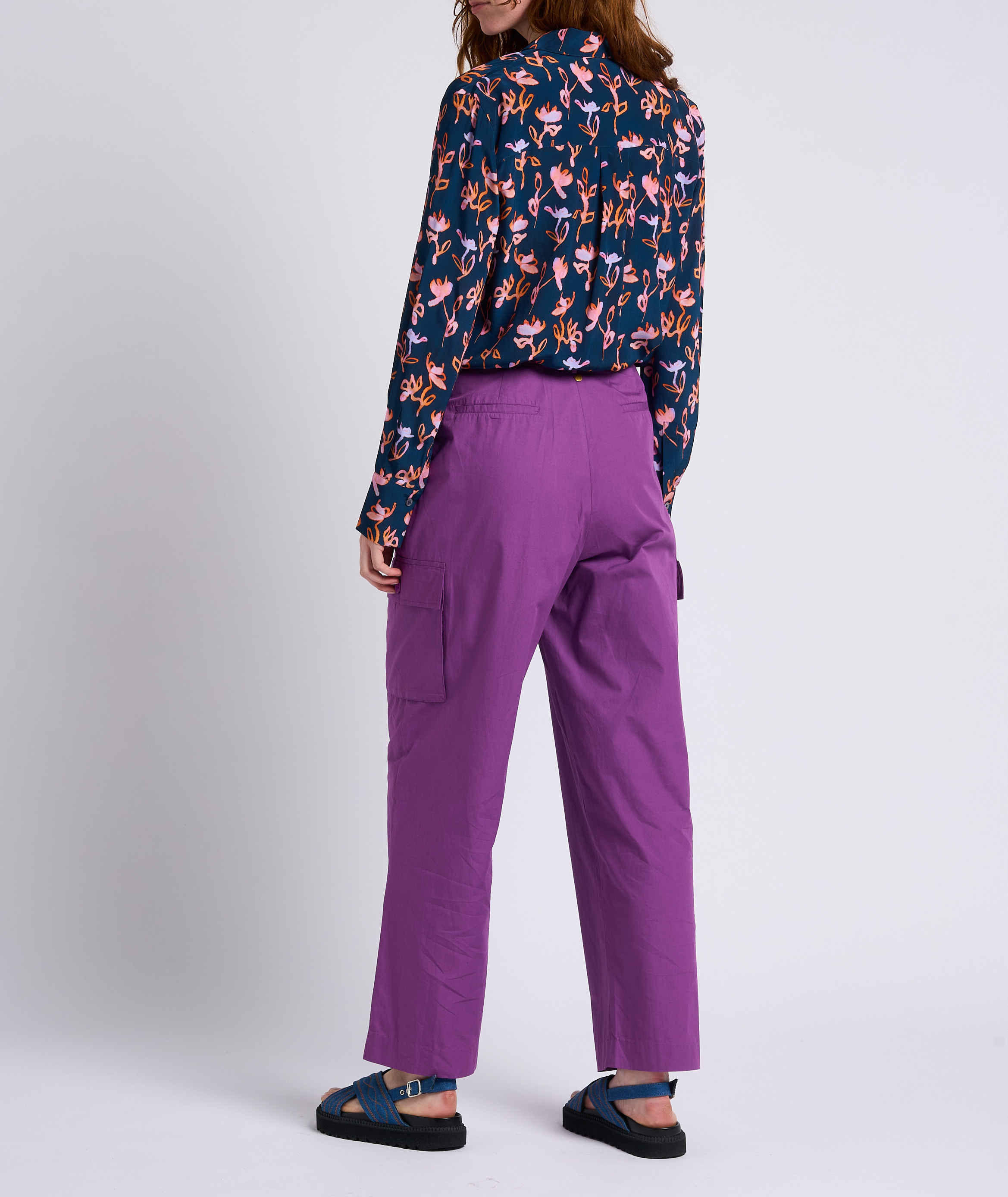 Gerade geschnittene fließende Bluse mit klassischem Kragen PAUL SMITH Blau