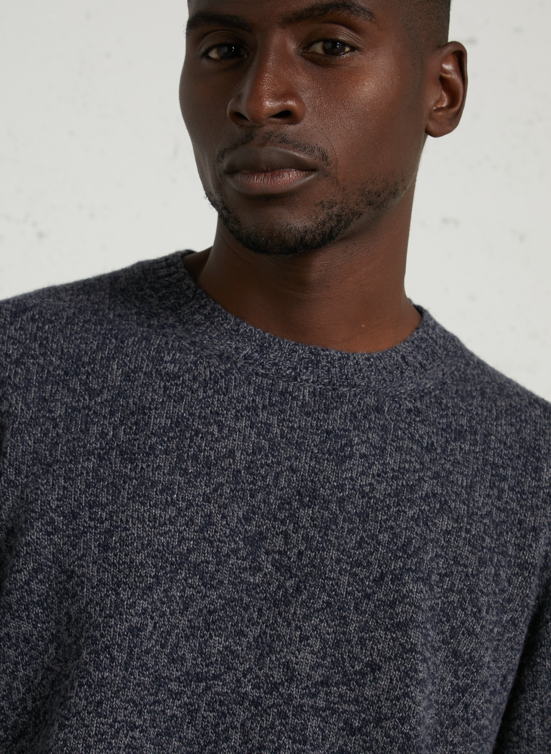 Pull droit col rond en laine HARTFORD Bleu