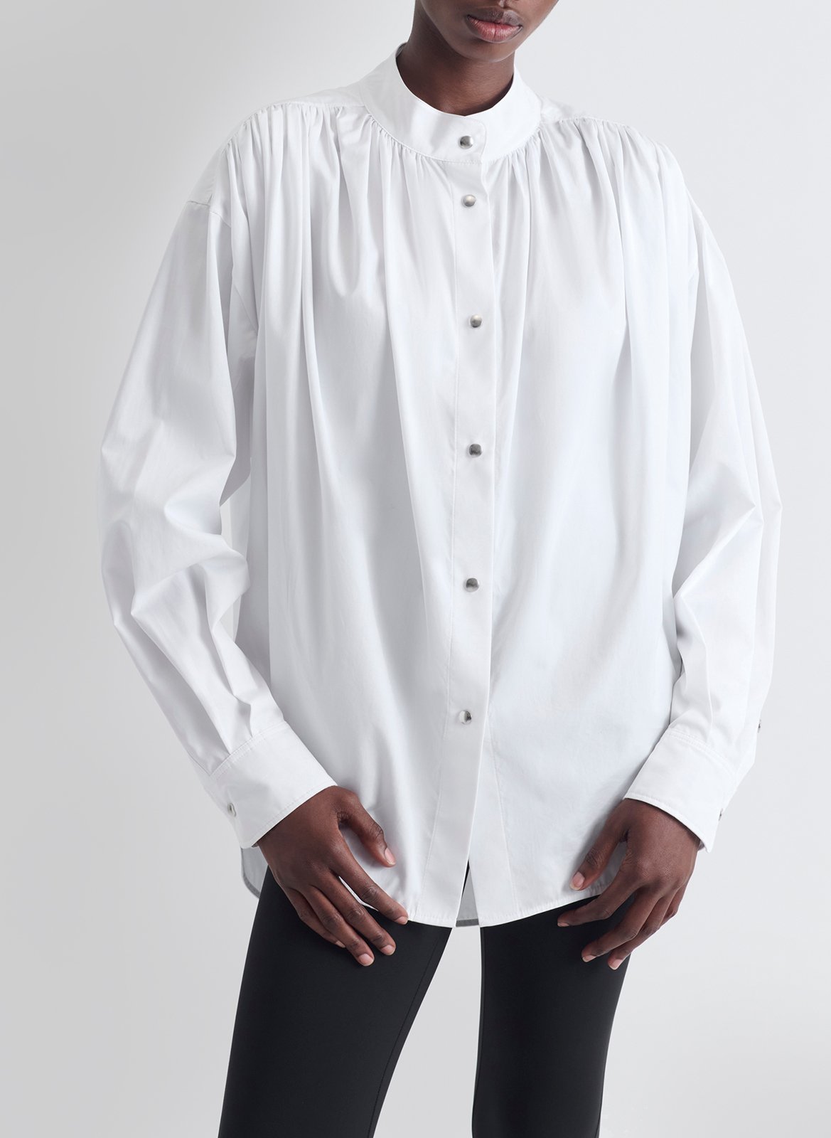 Einfarbiges, weit geschnittenes Hemd mit Button-down-Kragen IRO Weiss