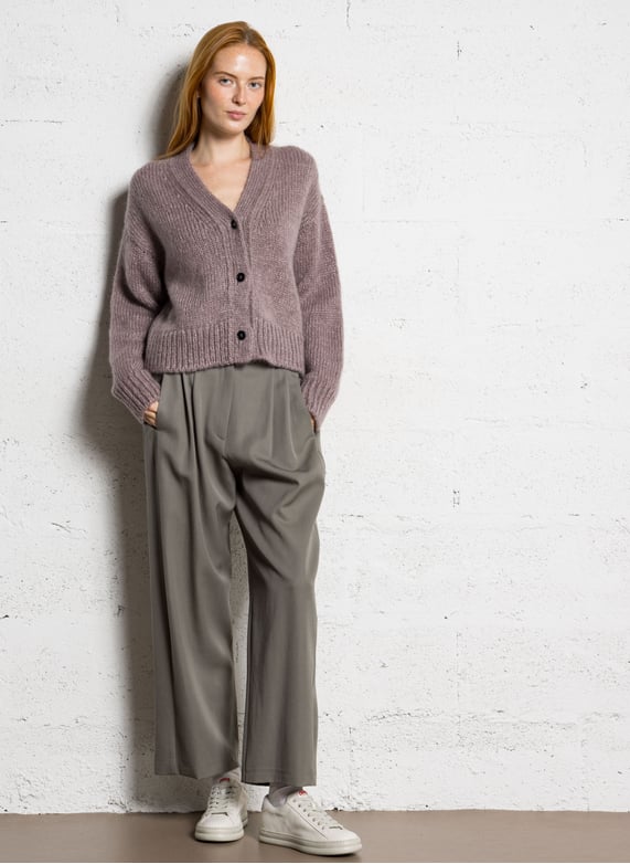 . - Look 3