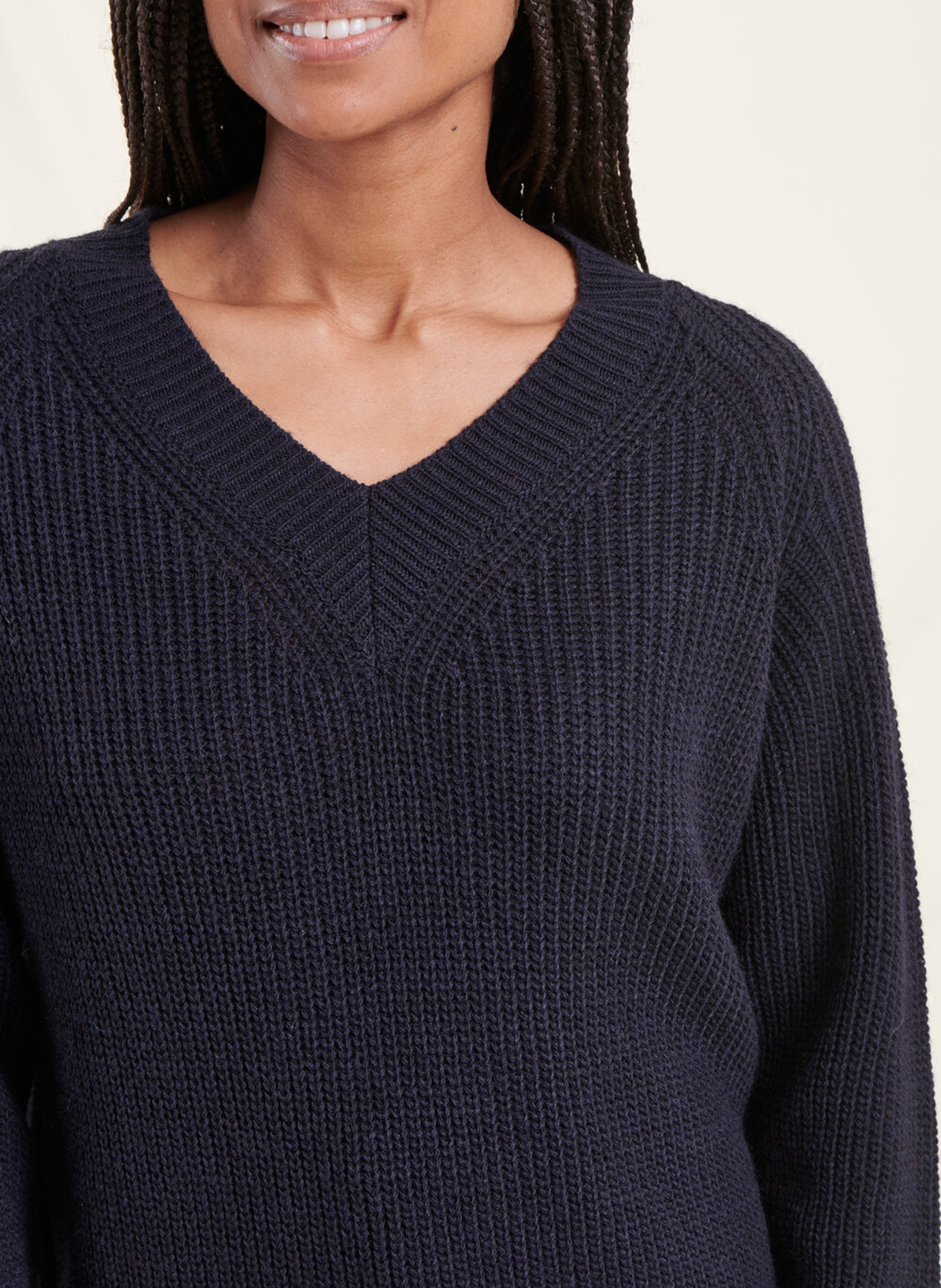 Mixed-knit straight V-neck sweater LA FEE MARABOUTEE Blue