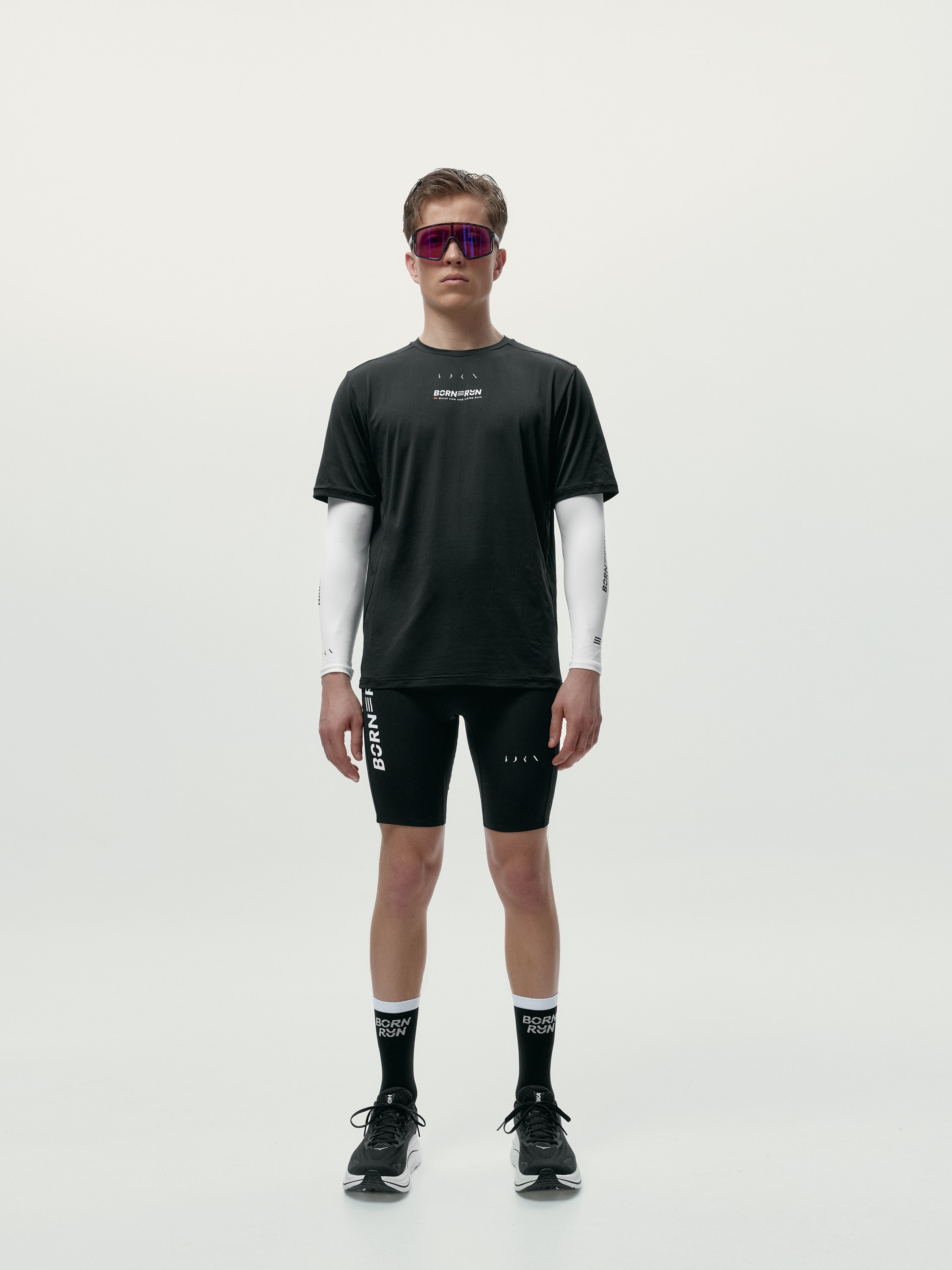 Short-sleeve performance sports t-shirt BORN Black