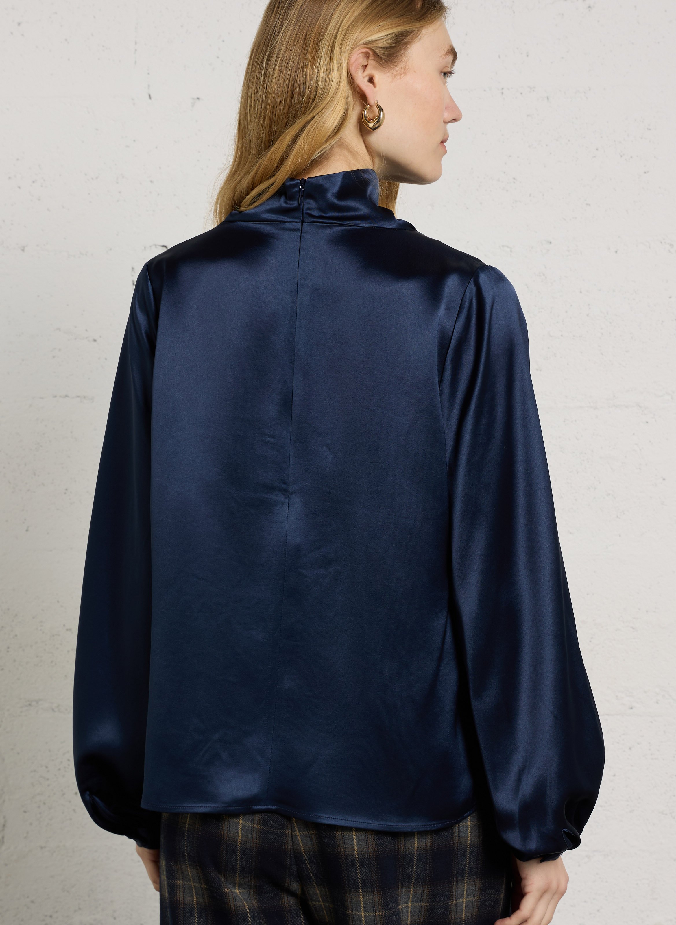 Straight high-neck satin top JC SOPHIE Blue