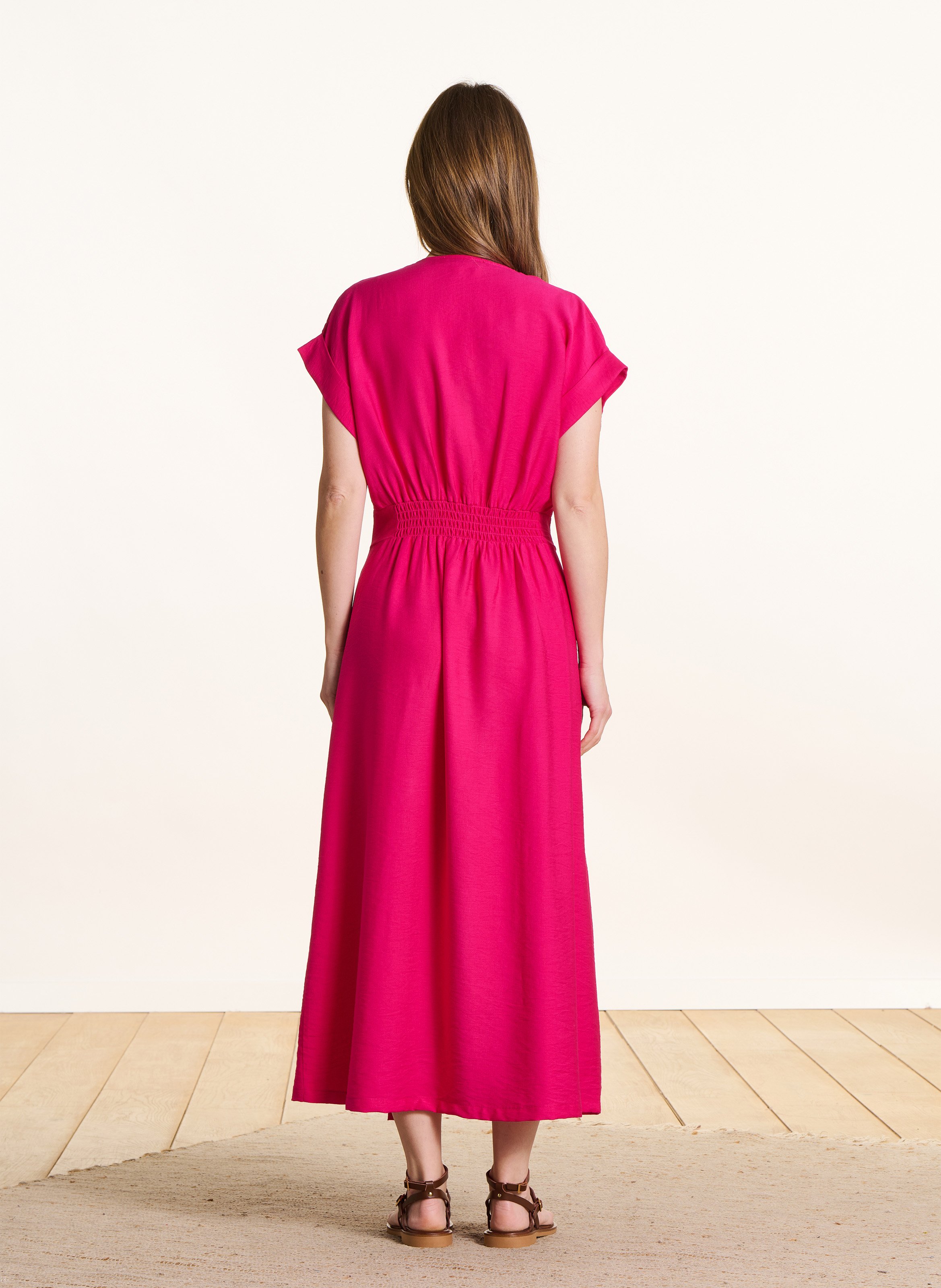 Lange jurk met V-hals LA FEE MARABOUTEE Roze