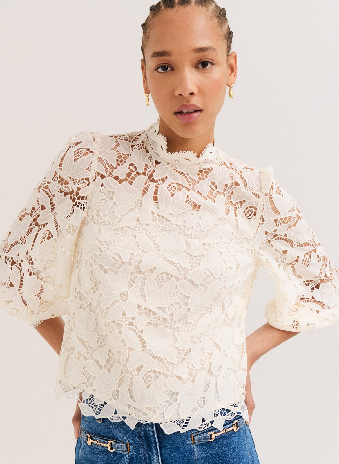 High-neck lace top PABLO Beige