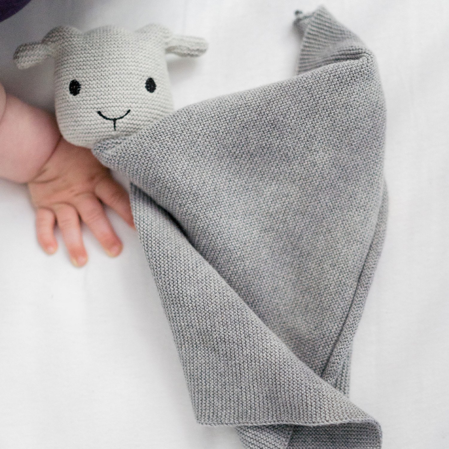 Sheep cotton comforter with rattle KINDSGUT Grey