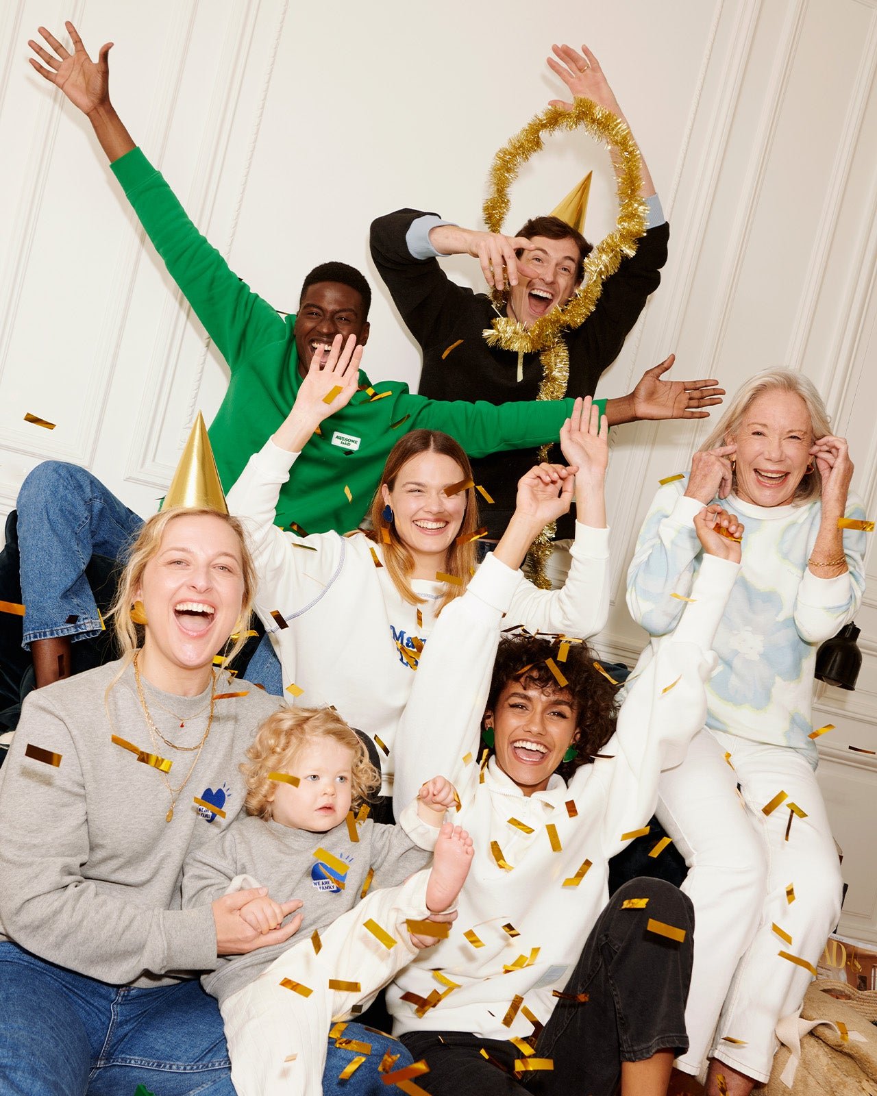 The "we are family" organic cotton sweatshirt Grey