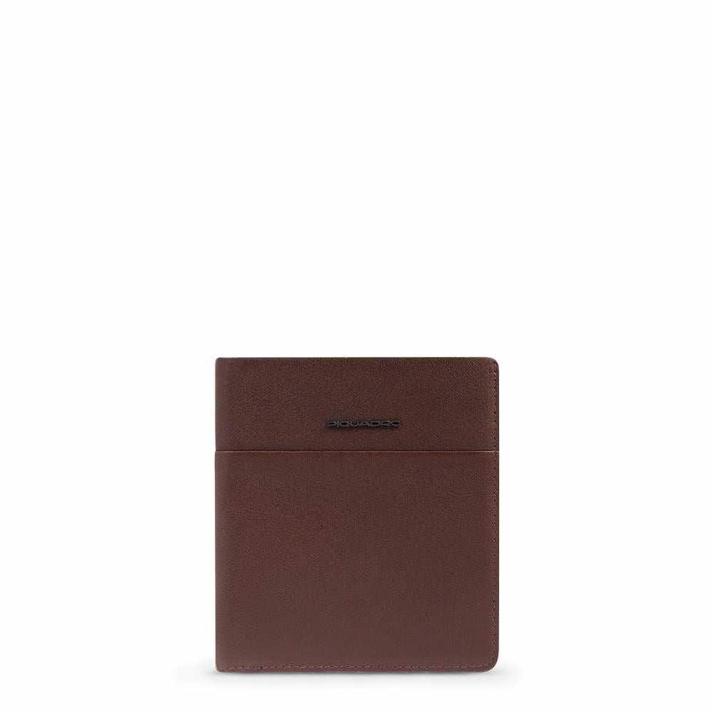 Leather passport holder with credit card slots and RFID protection PIQUADRO