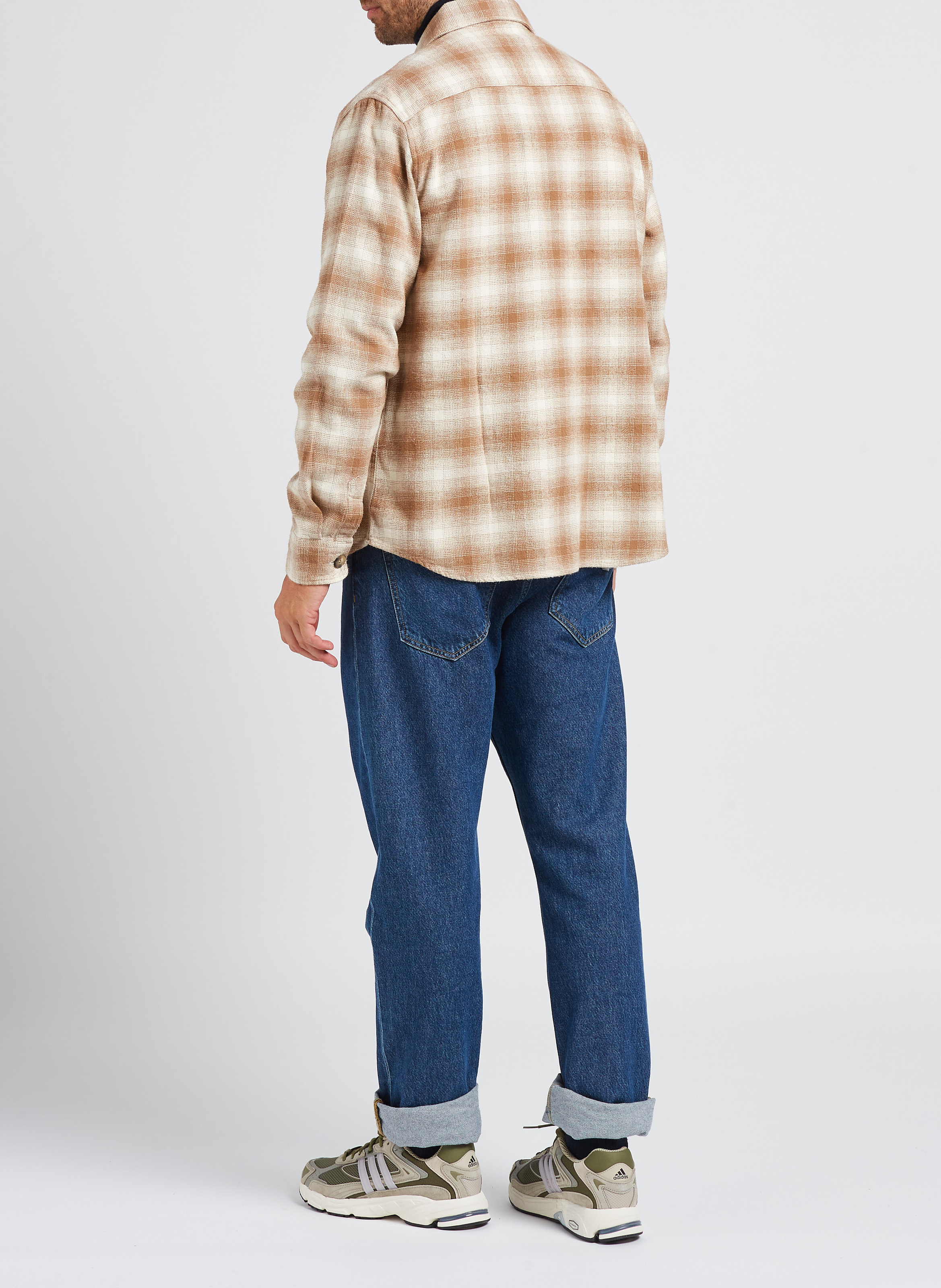 Ruimvallende, katoenen blouse met klassieke kraag KNOWLEDGE COTTON APPAREL Beige