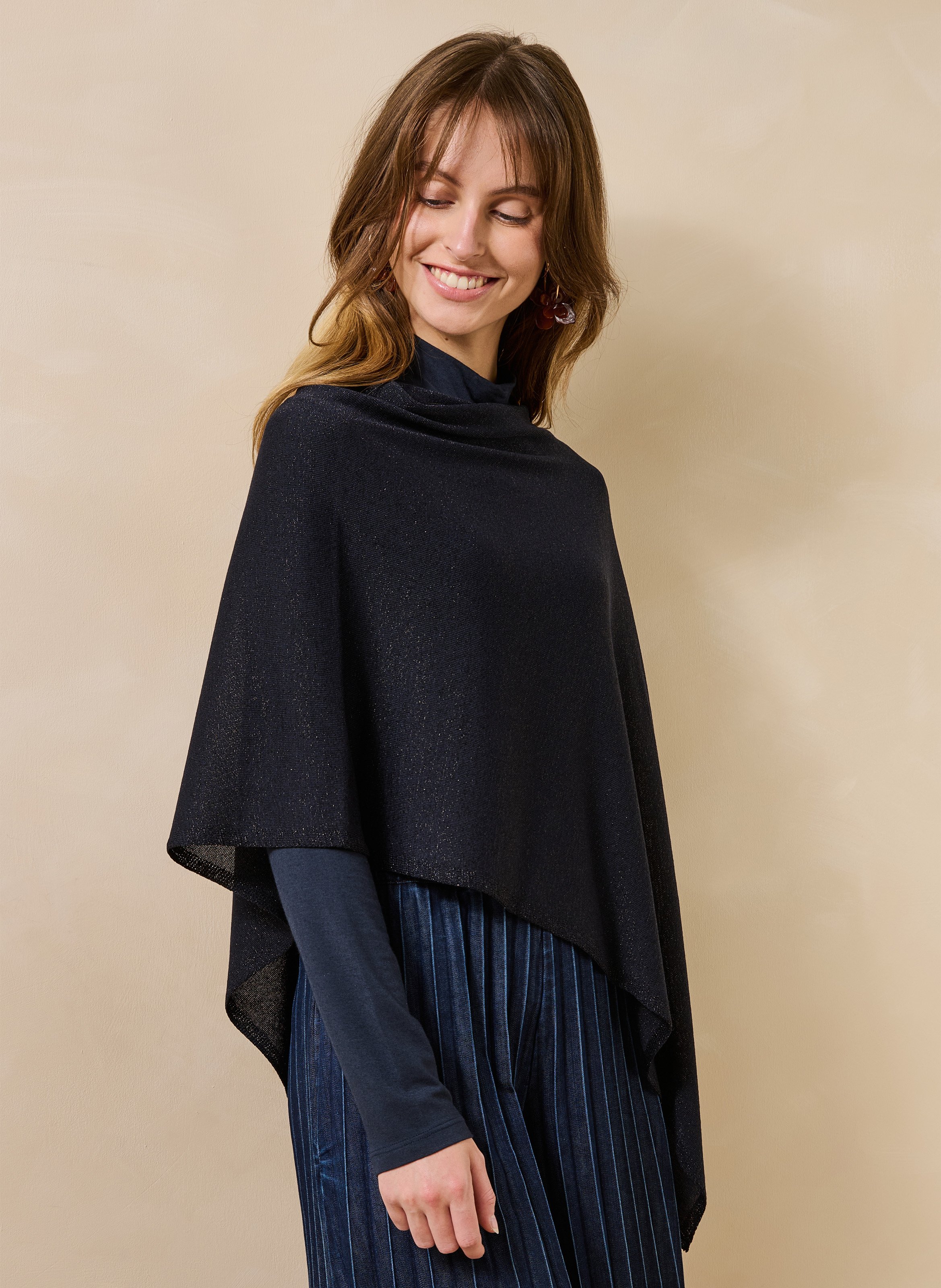 Iridescent poncho LA FEE MARABOUTEE