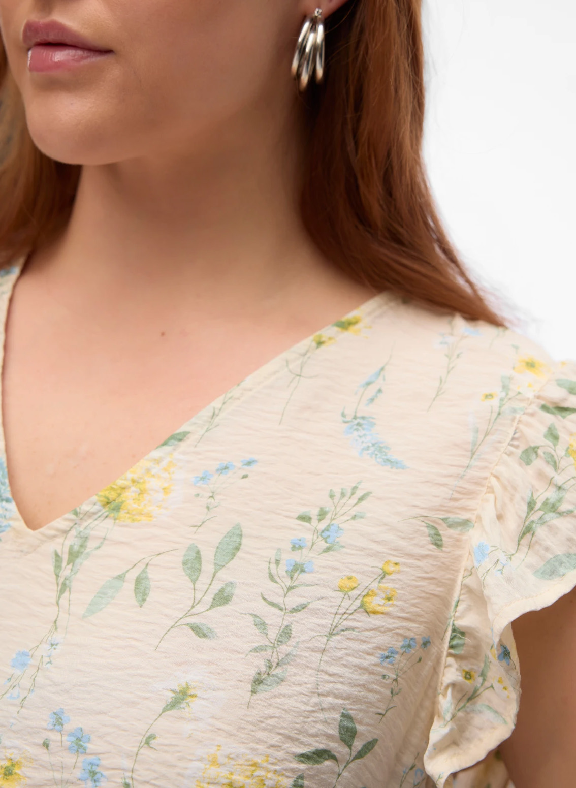 Printed V-neck top VERO MODA CURVE Beige