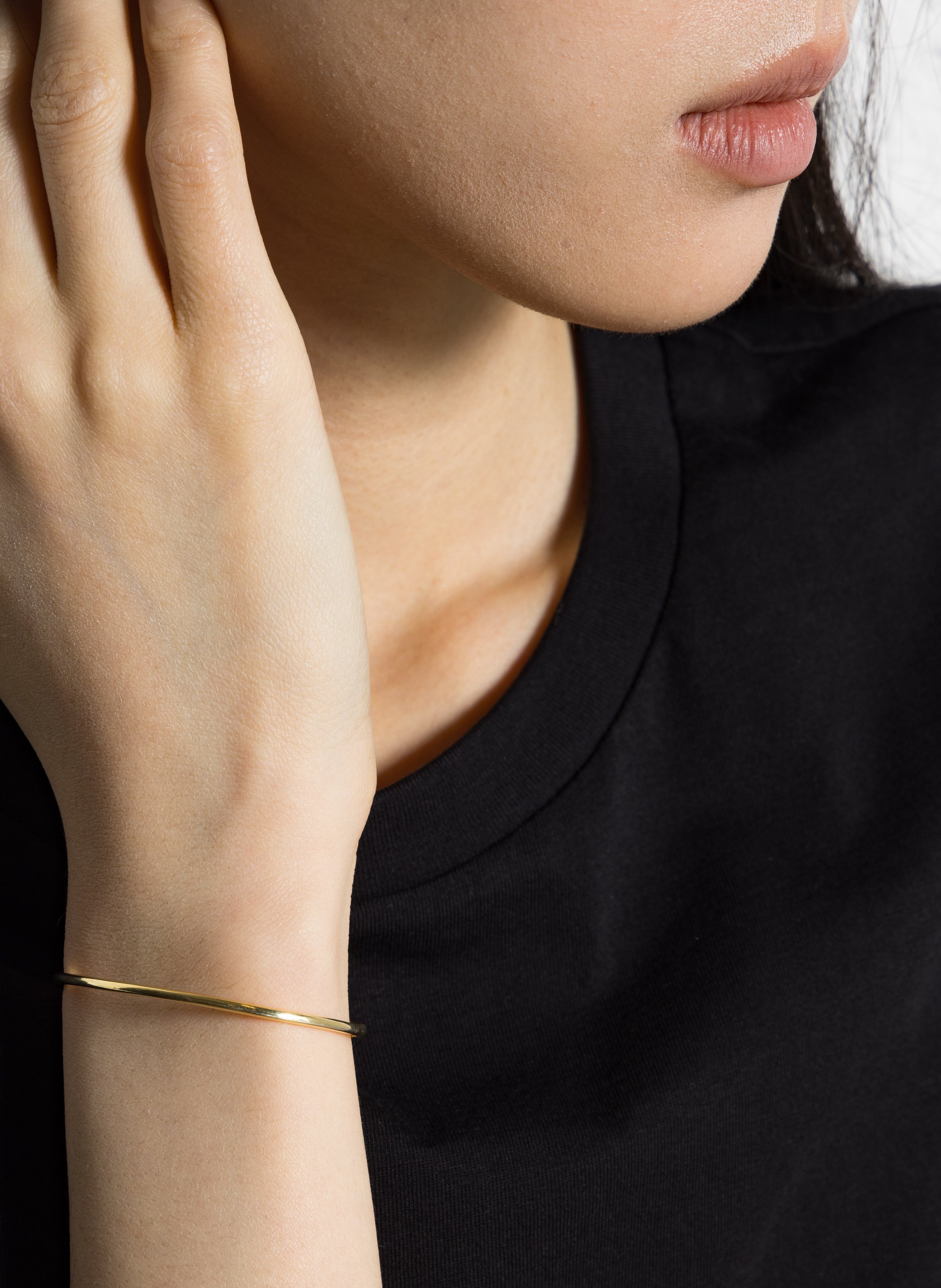 Brazalete de latón FEEKA Dorado