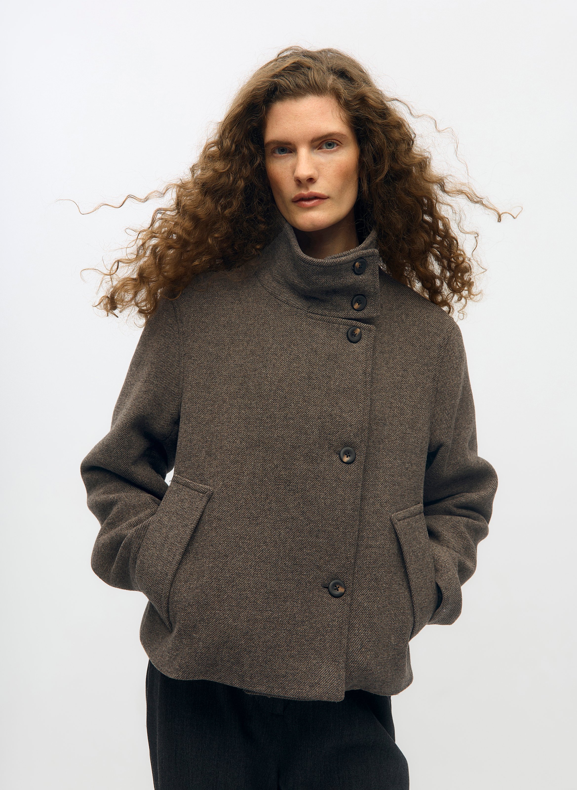 Manteau droit col montant OBJECT Marron