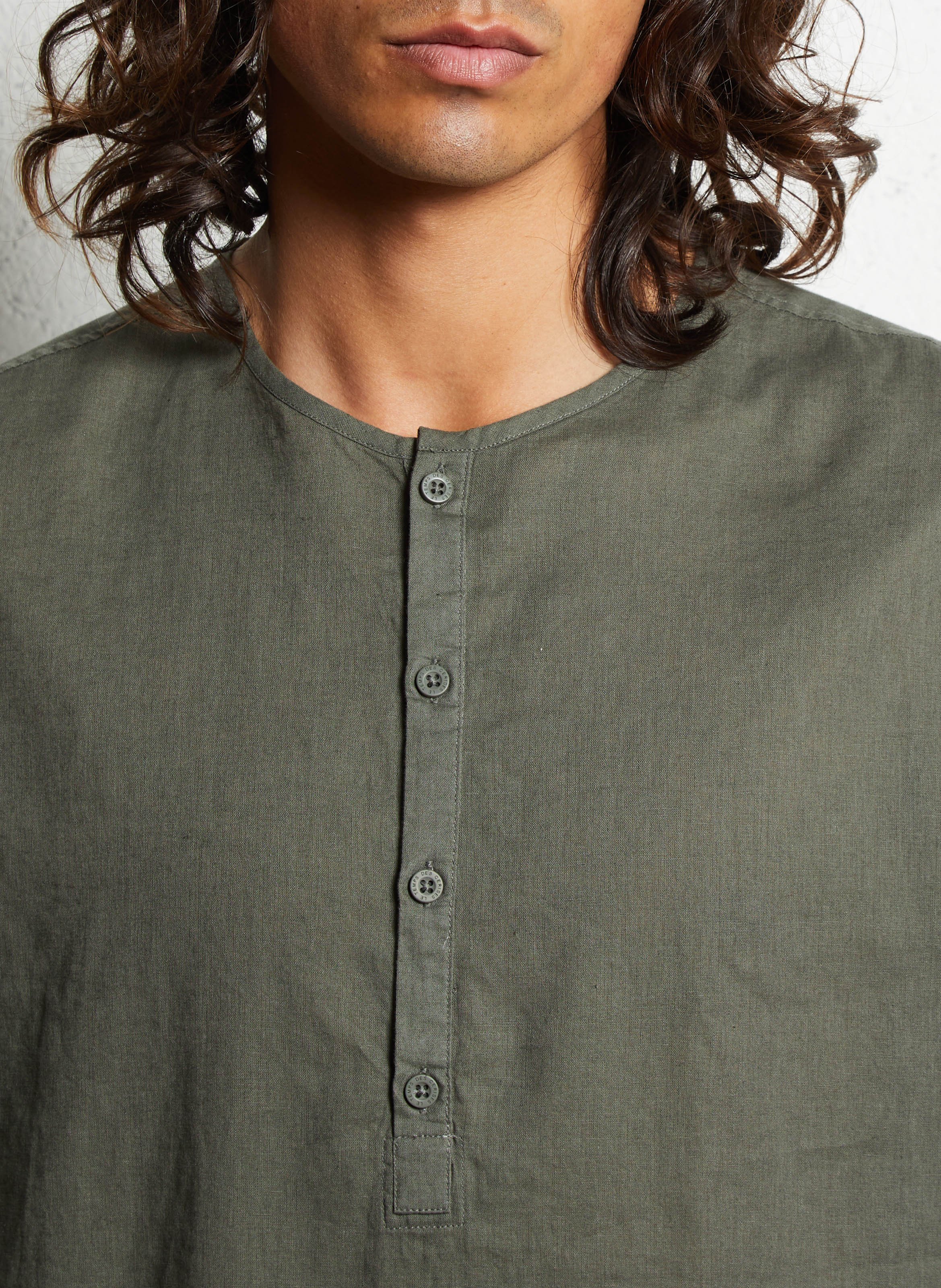 Chemise col rond en lin mélangé LE TEMPS DES CERISES Vert