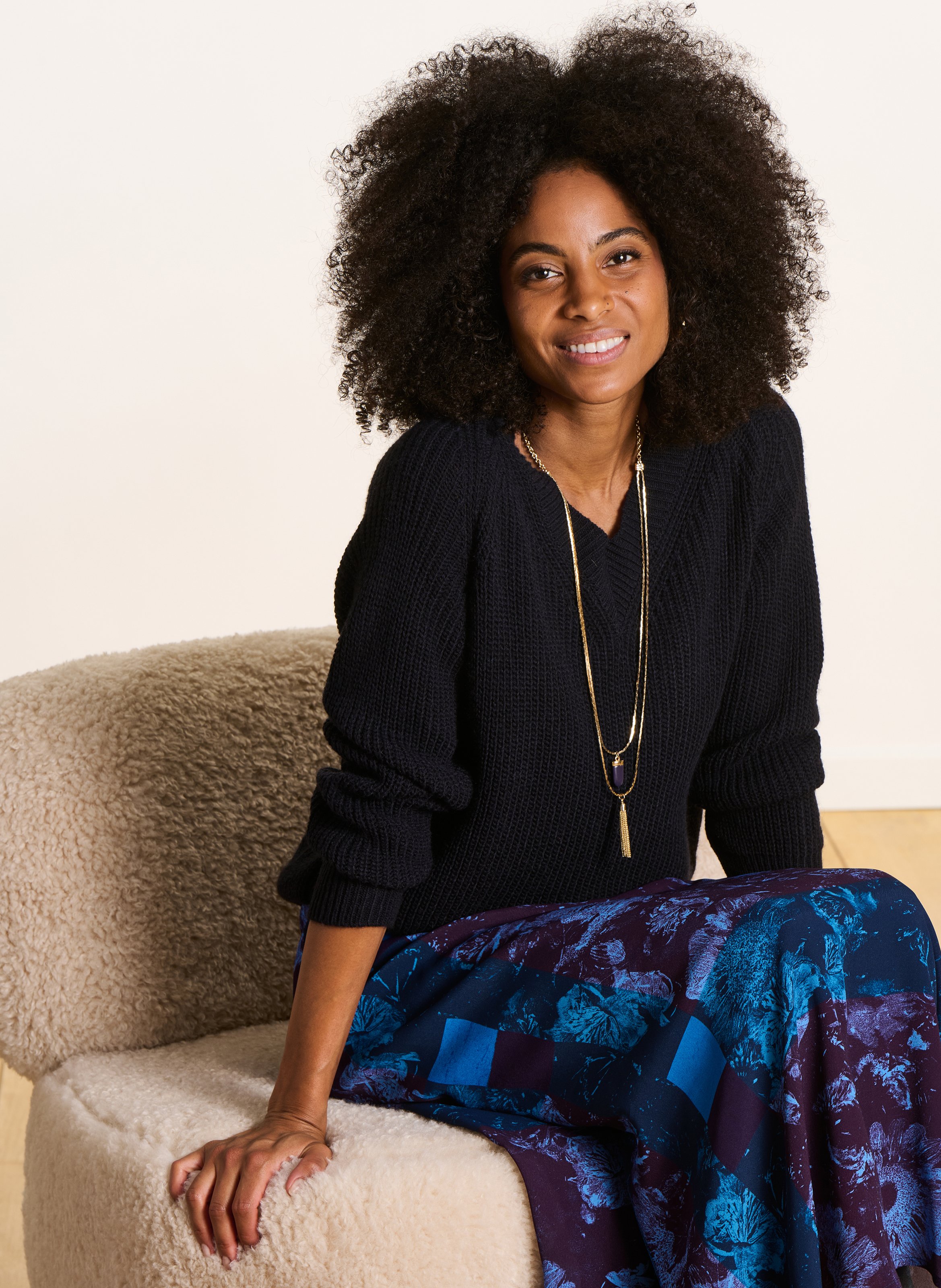 Gerade geschnittener Strick-Mix-Pullover mit V-Ausschnitt LA FEE MARABOUTEE Blau