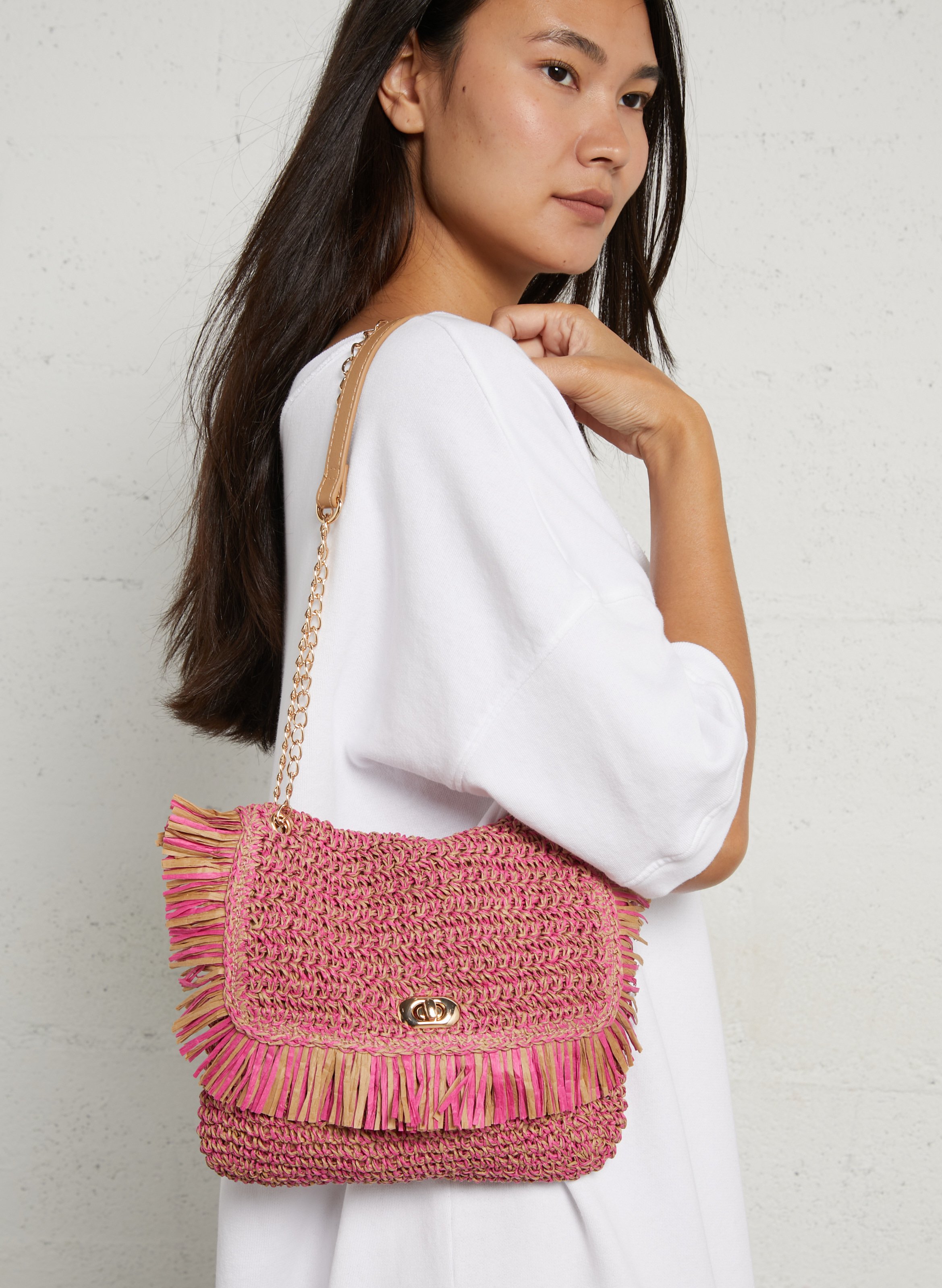 Schoudertas van gemengd stro PIECES Roze