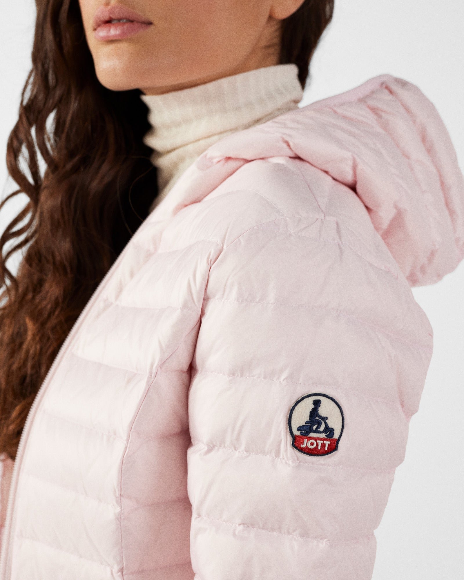 Lightweight hooded puffer jacket Cloe JOTT Pink