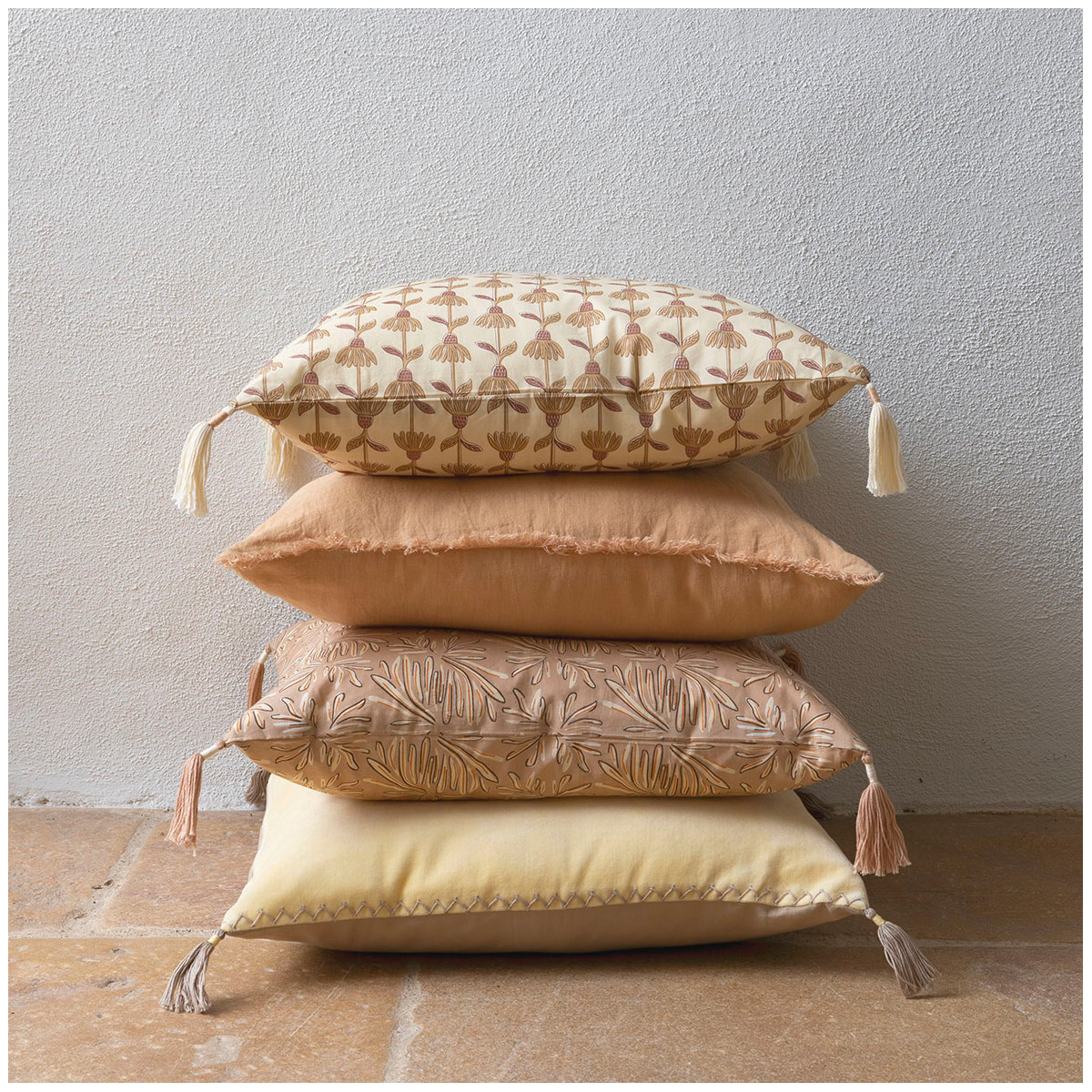 Mattéo cotton velvet cushion cover BLANC D'IVOIRE Yellow