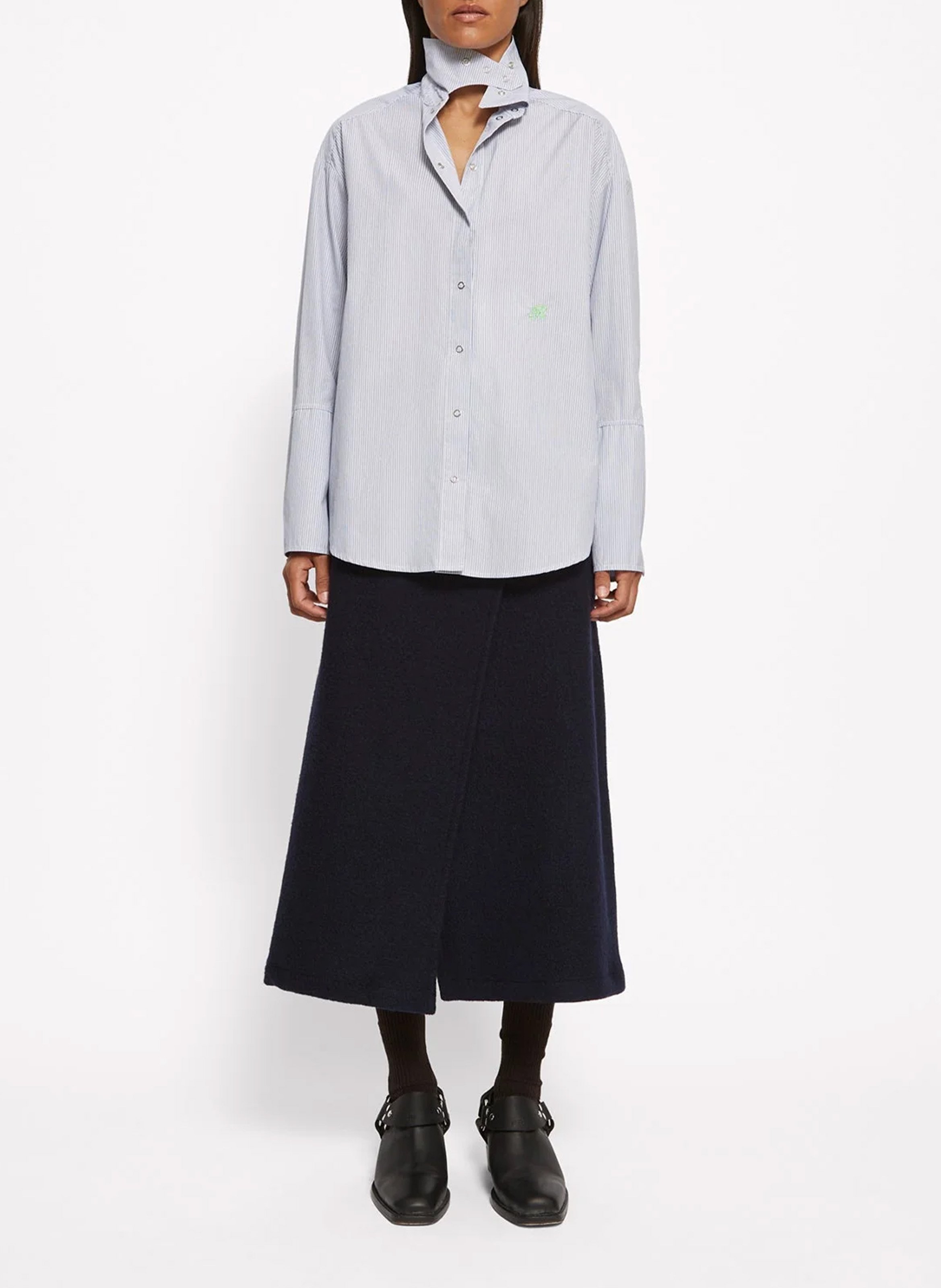 Ruimvallende, gestreepte, katoenen blouse met klassieke kraag ROSEANNA Blauw