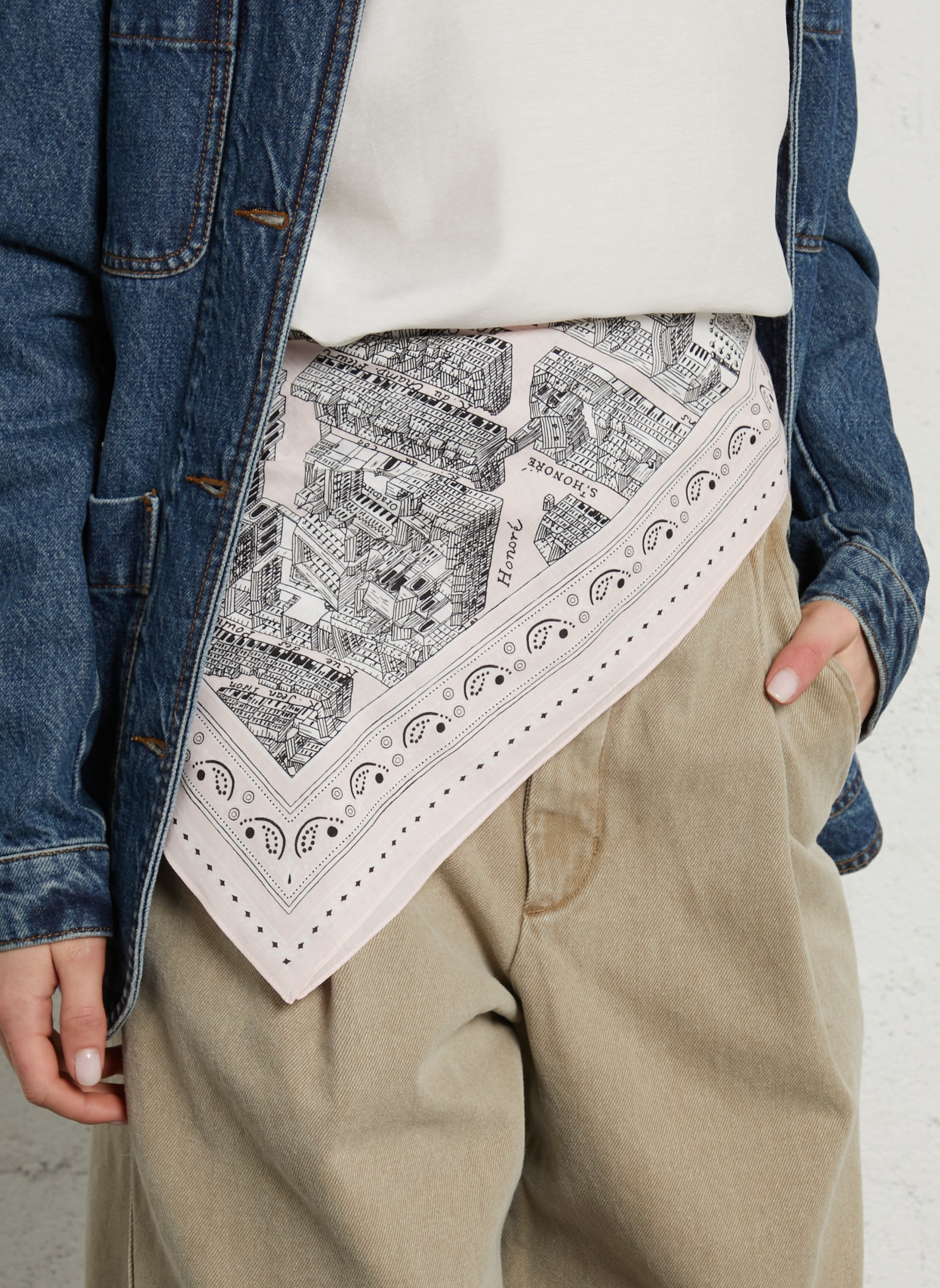 Gedrukte katoenen sjaal x Het Louvre INOUI EDITIONS Roze