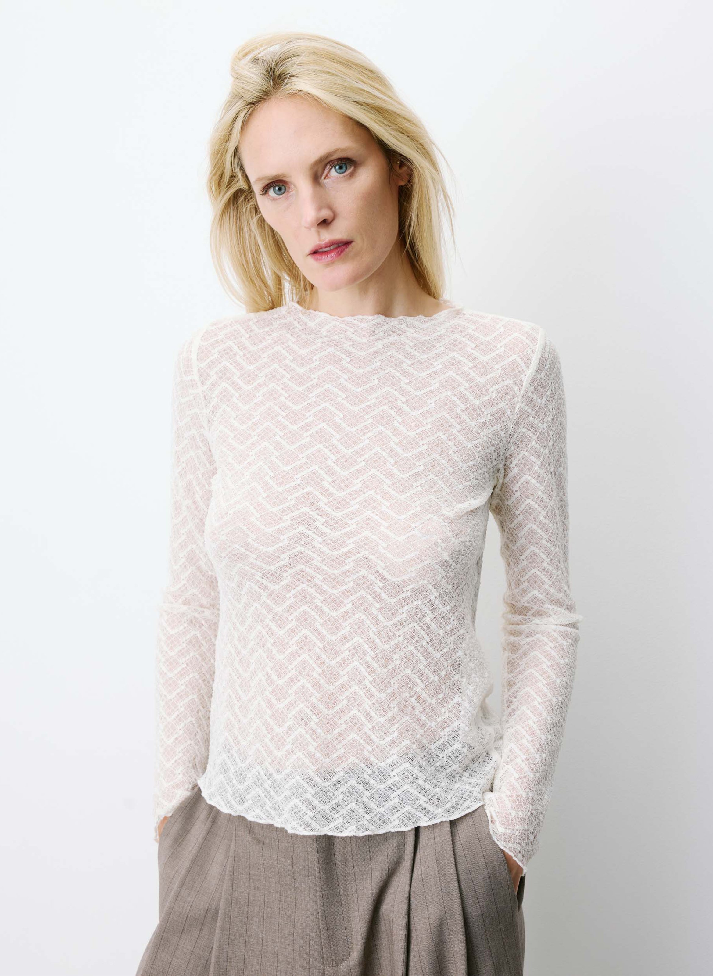 Straight round-neck lace top GRACE ET MILA White