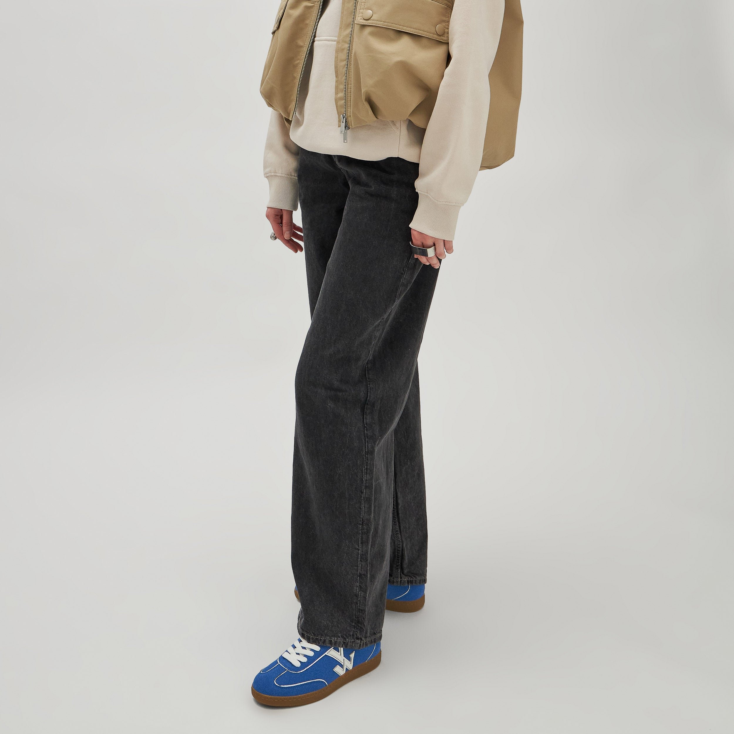 Low lace-up retro sneakers VANESSA WU Blue