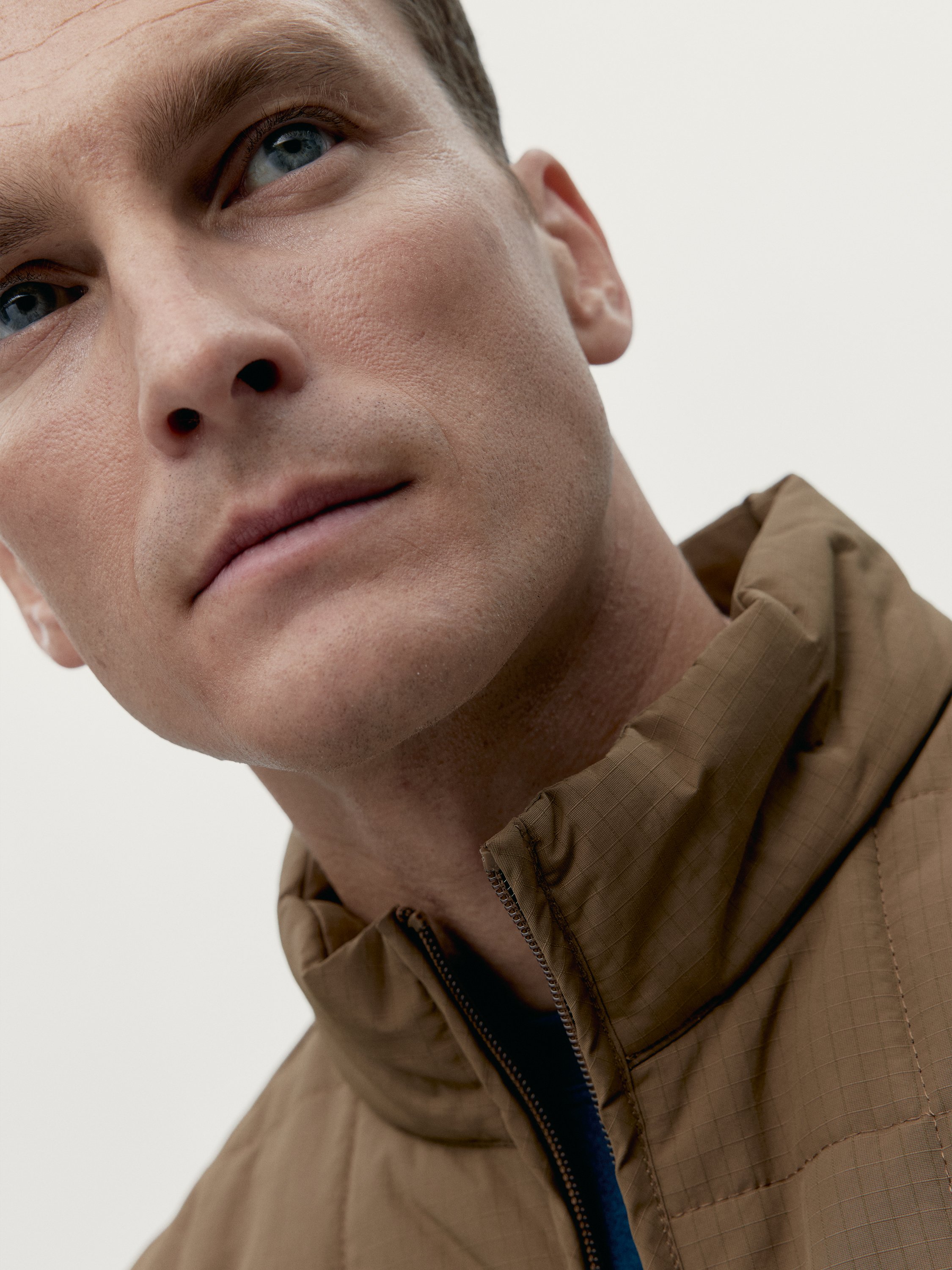 Quilted sports jacket with zipper BORN LIVING YOGA Brown