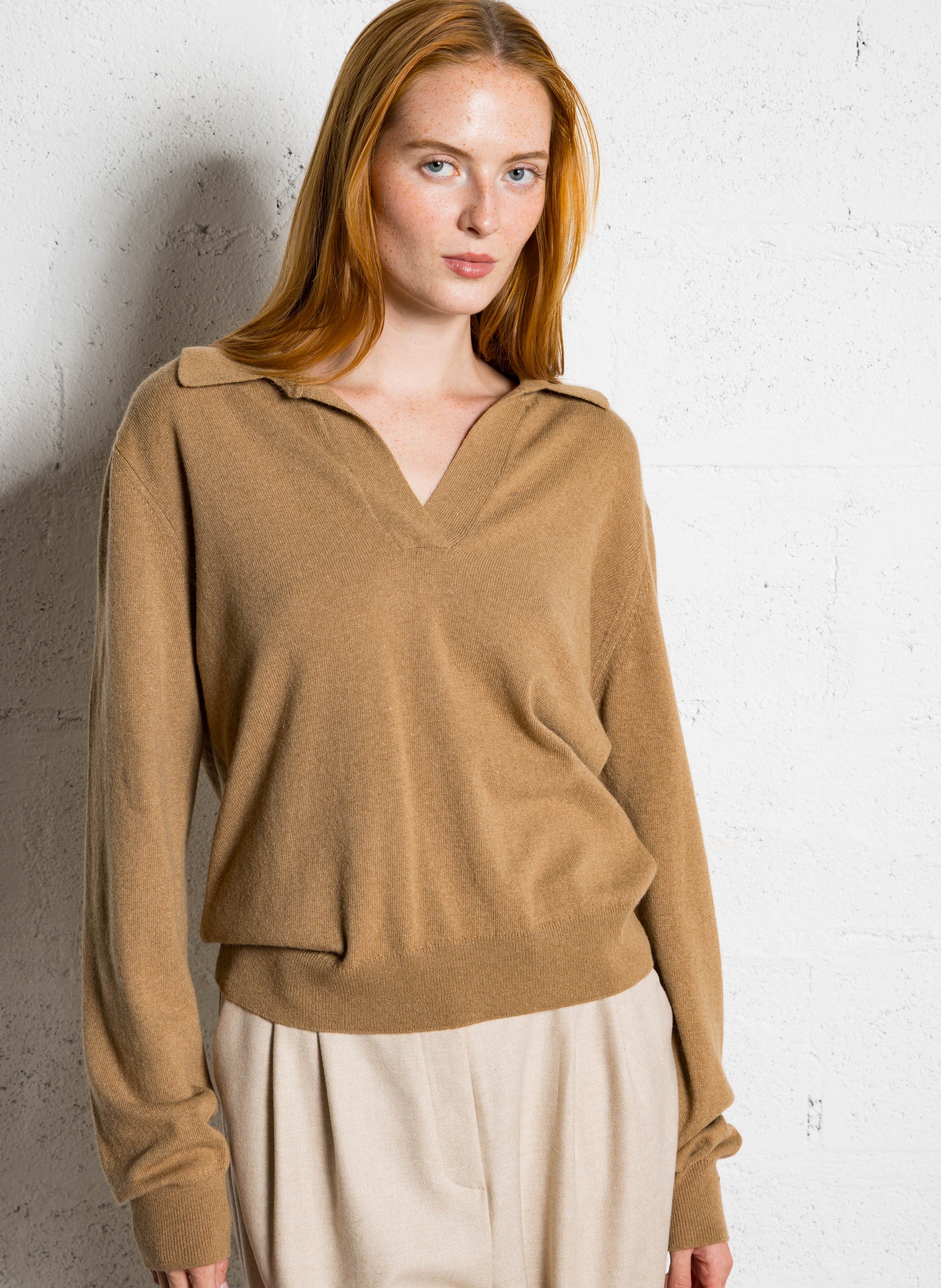 Ruime V-hals trui in effen kleur THE NEW SOCIETY Bruin