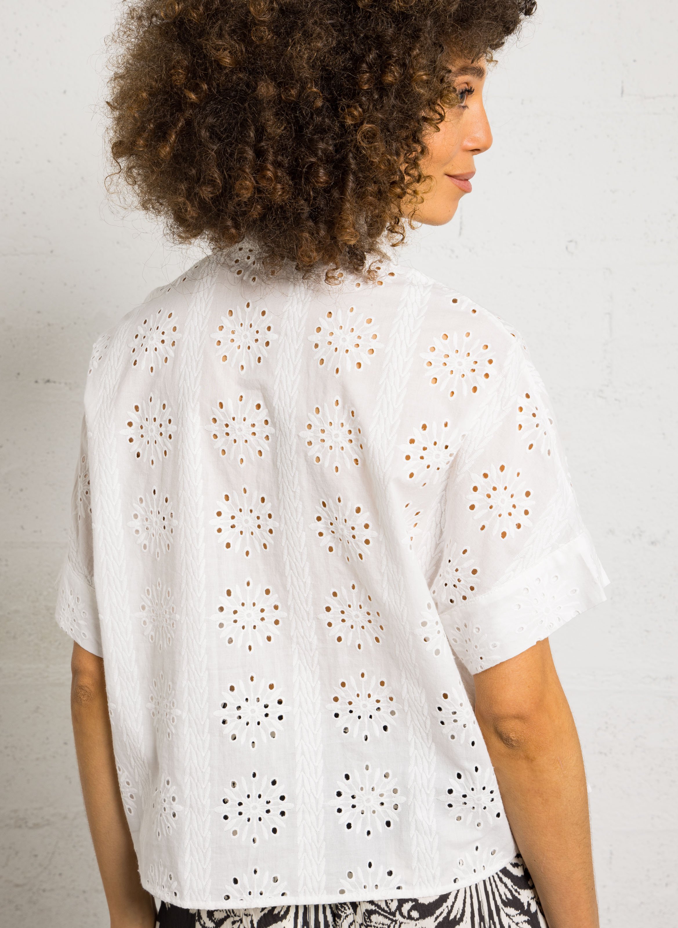 Chemise ample courte brodée en coton SEE U SOON Blanc