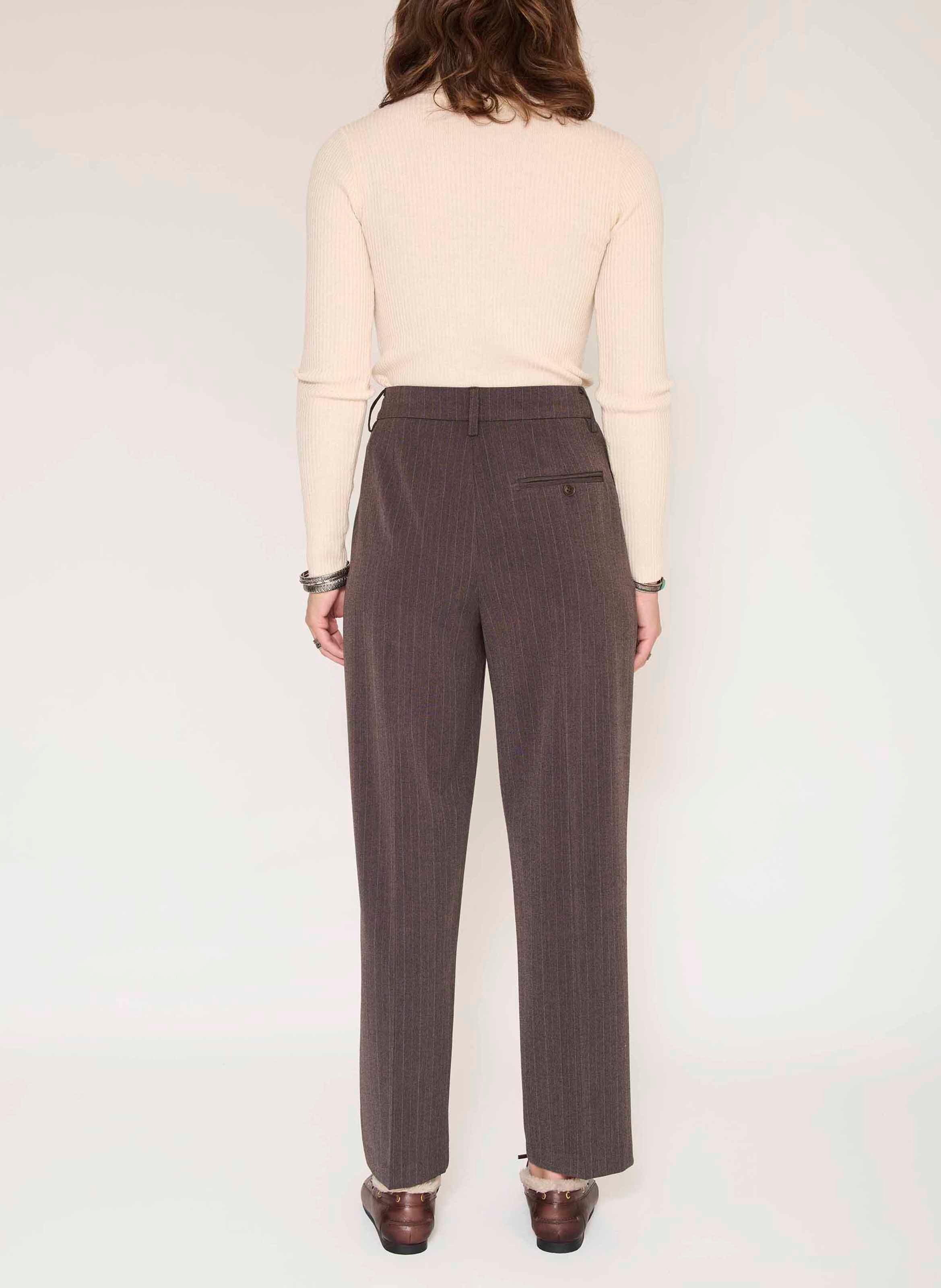 Rechte, gestreepte broek MKT Bruin