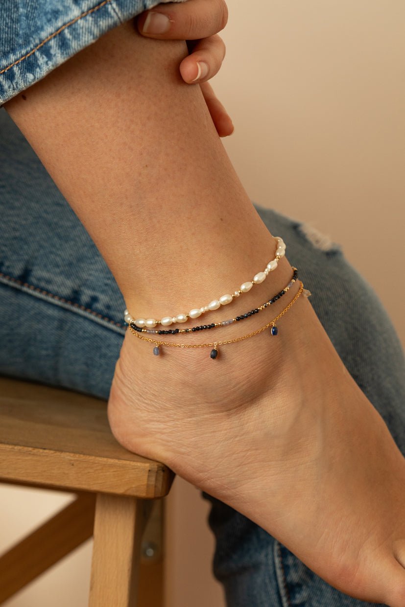 Ankle chain with rice grain pearls YAY White