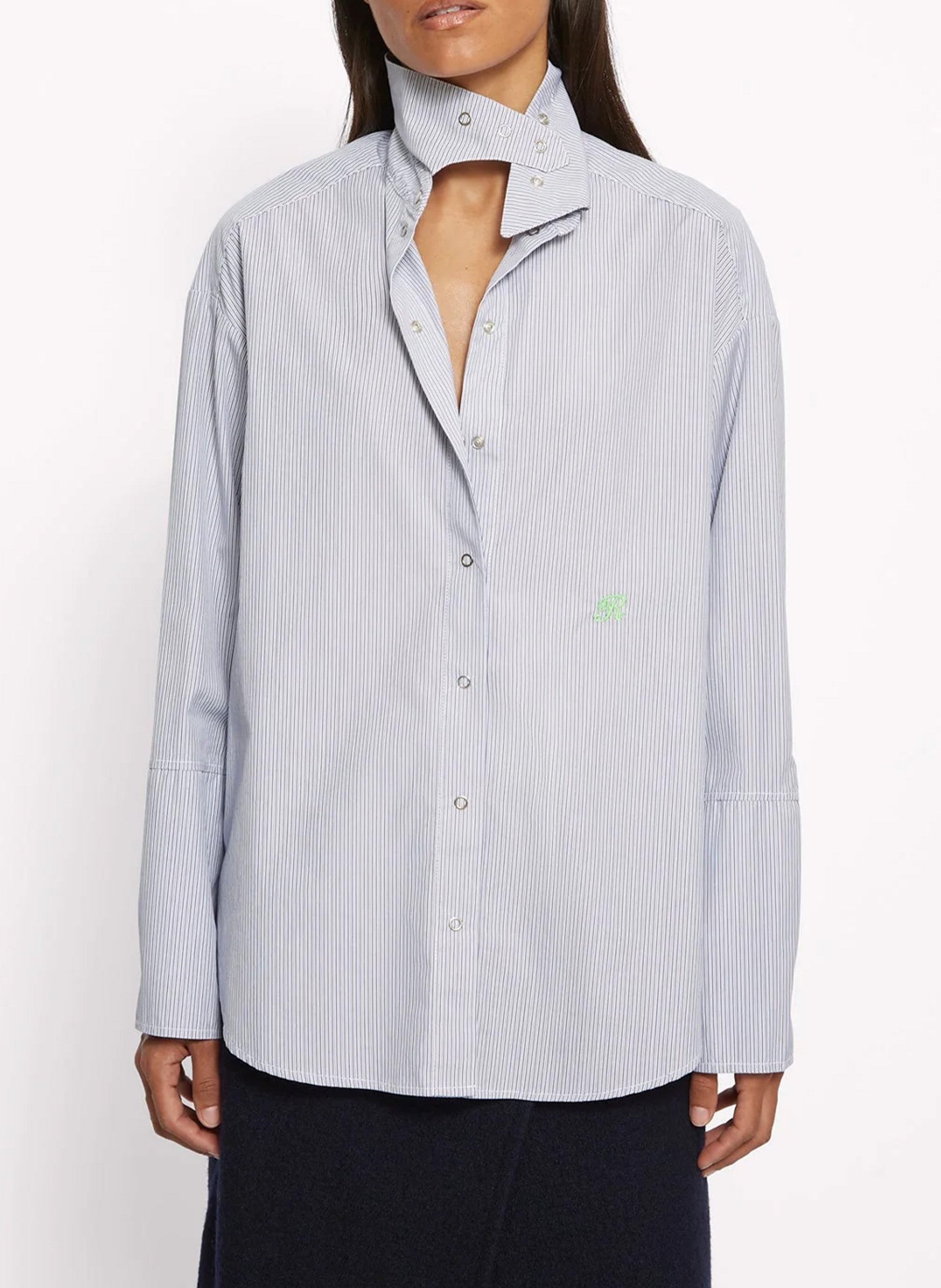 Ruimvallende, gestreepte, katoenen blouse met klassieke kraag ROSEANNA Blauw