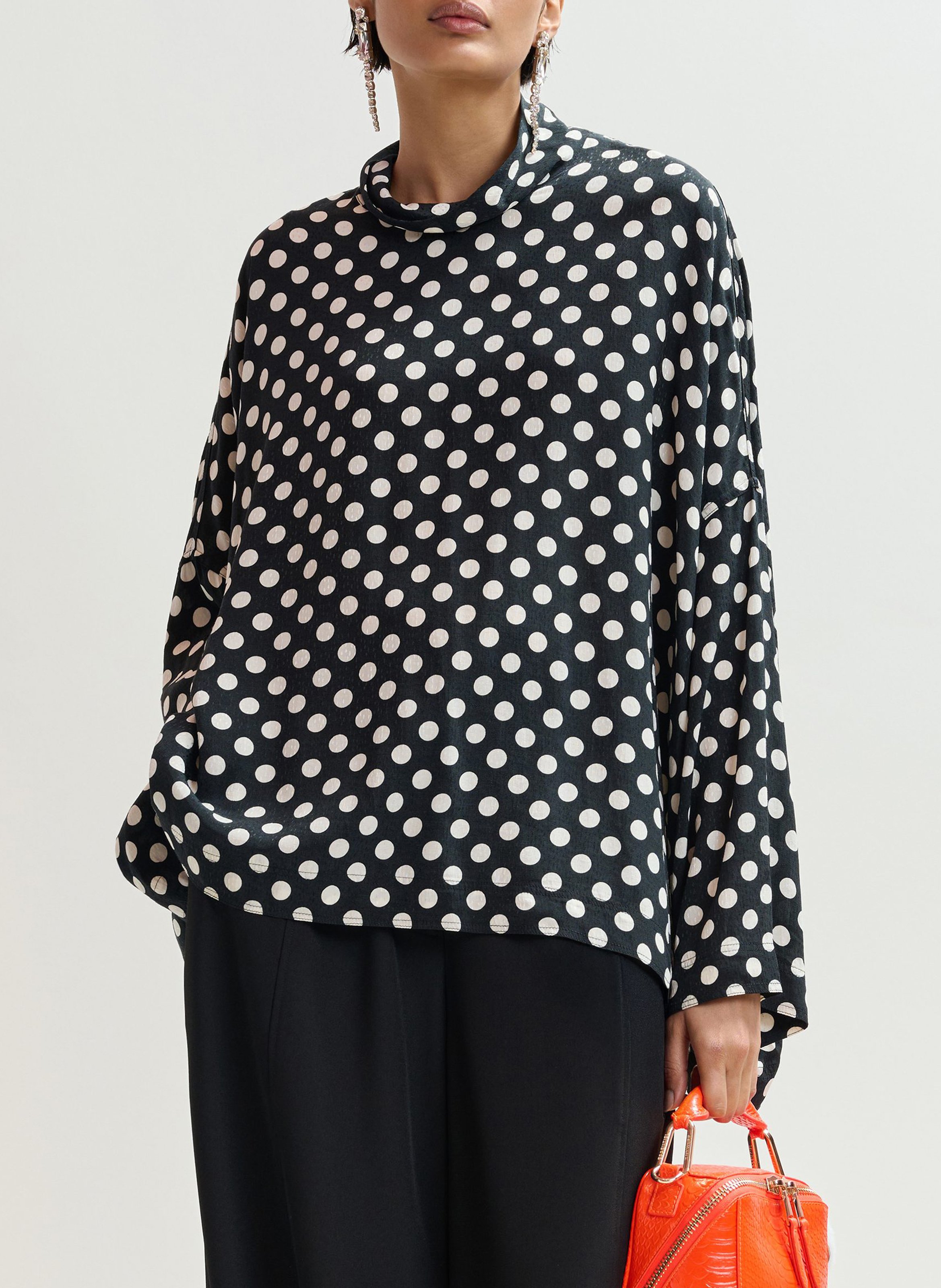 <p>Top Oversize mit Stehkragen und Print</p> ESSENTIEL ANTWERP Schwarz