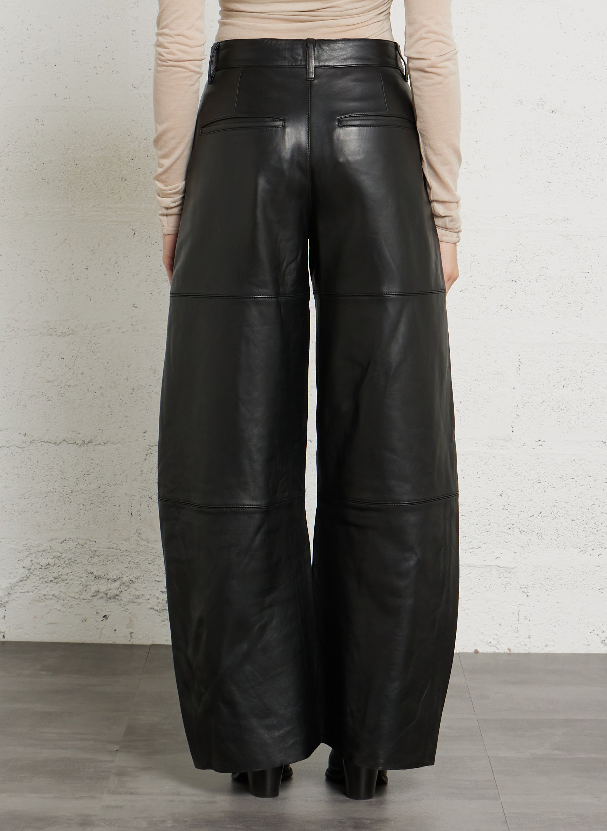 Pantalon taille haute ballon en cuir  SOEUR Noir