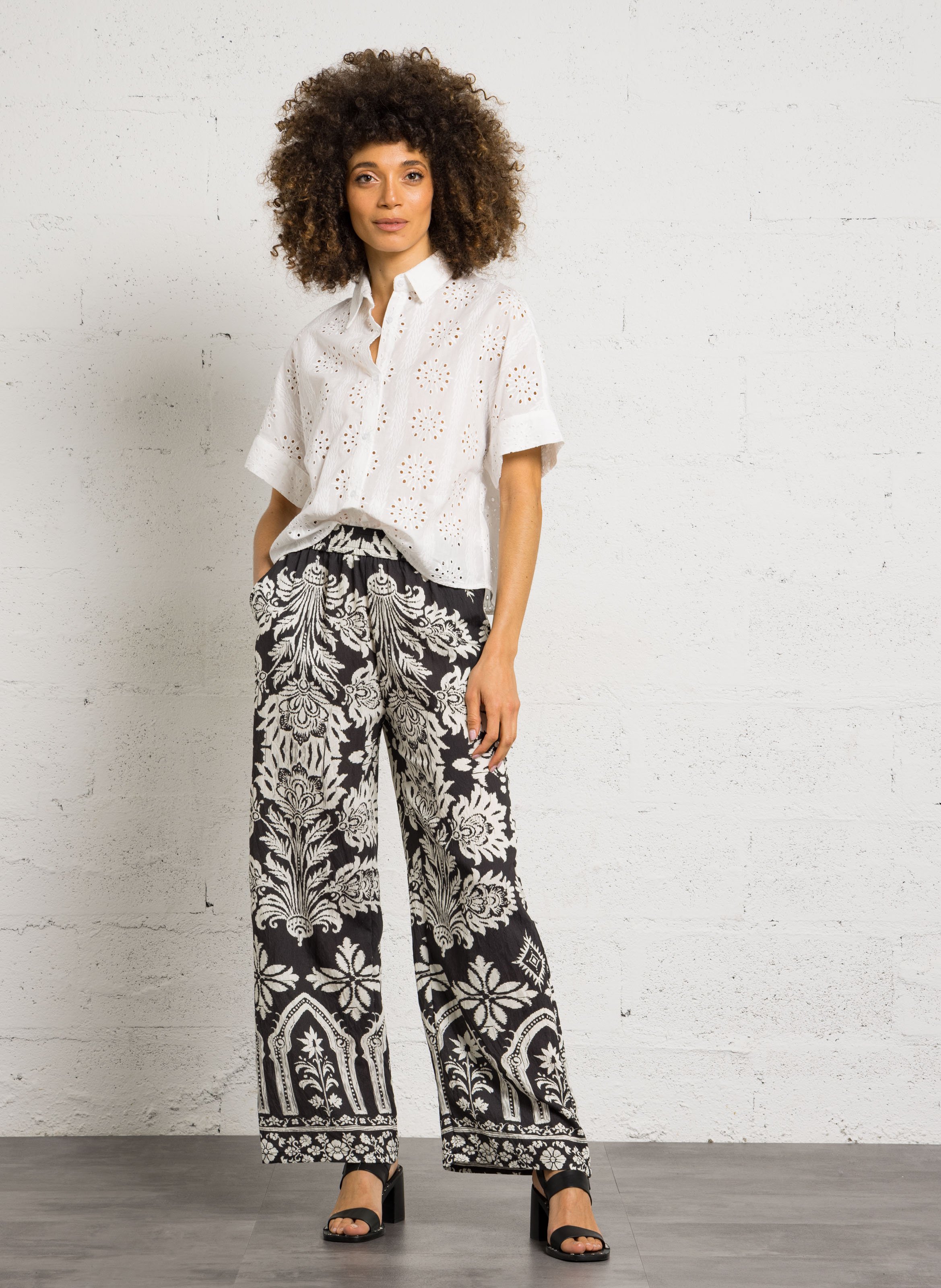 Bazimodo - Weite weich fallende Hose mit Aufdruck SEE U SOON Schwarz