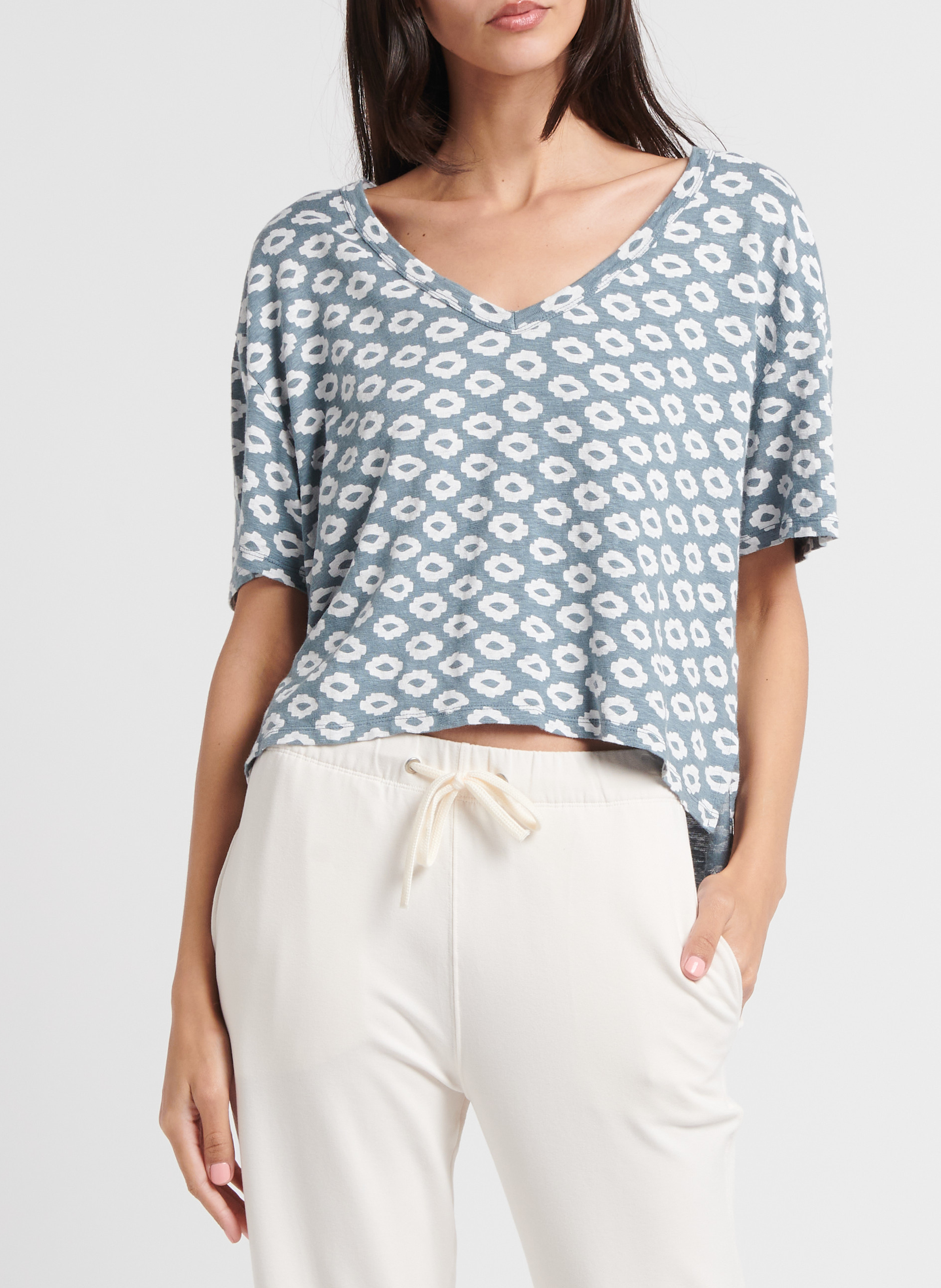 V-neck linen T-shirt MAJESTIC FILATURES Grey