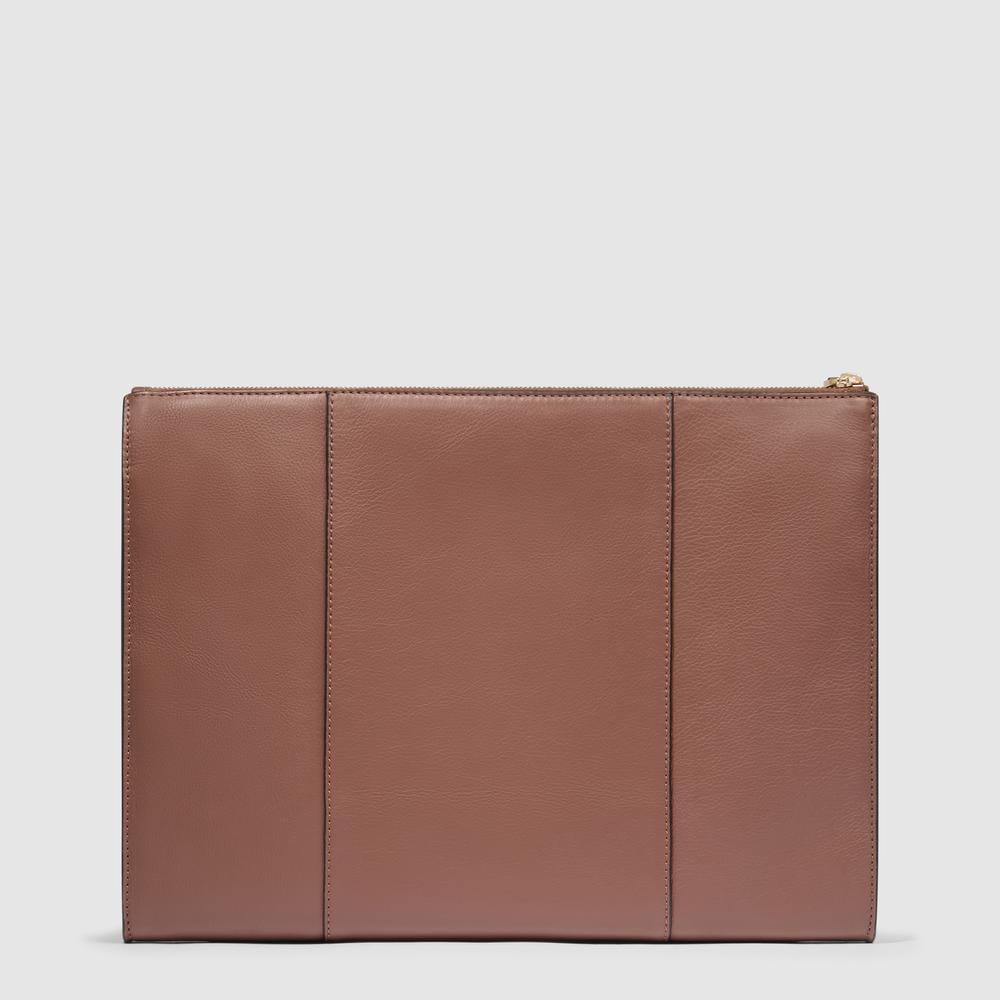 Women's leather clutch for iPad® PIQUADRO Brown