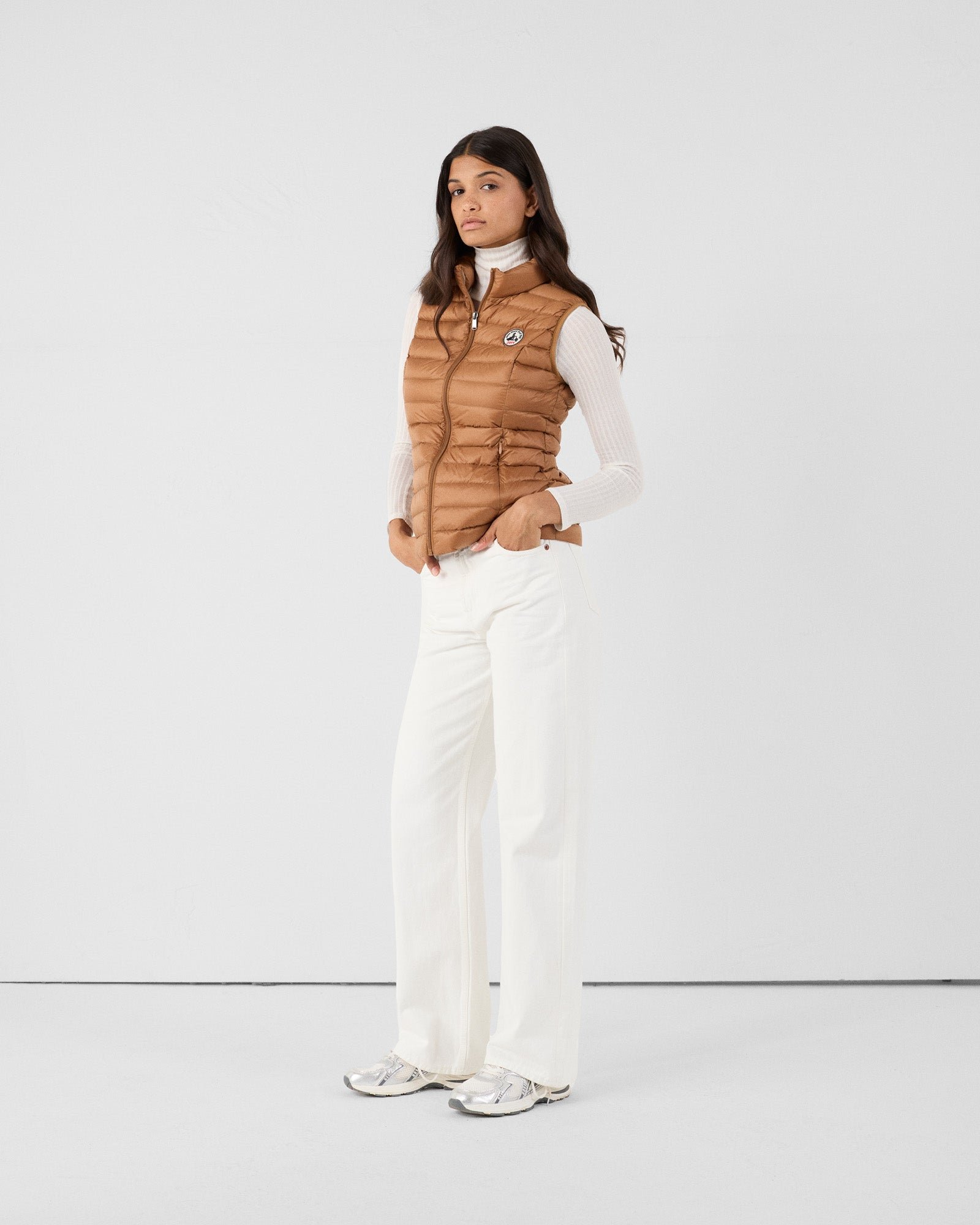Sleeveless lightweight down vest seda JOTT Brown