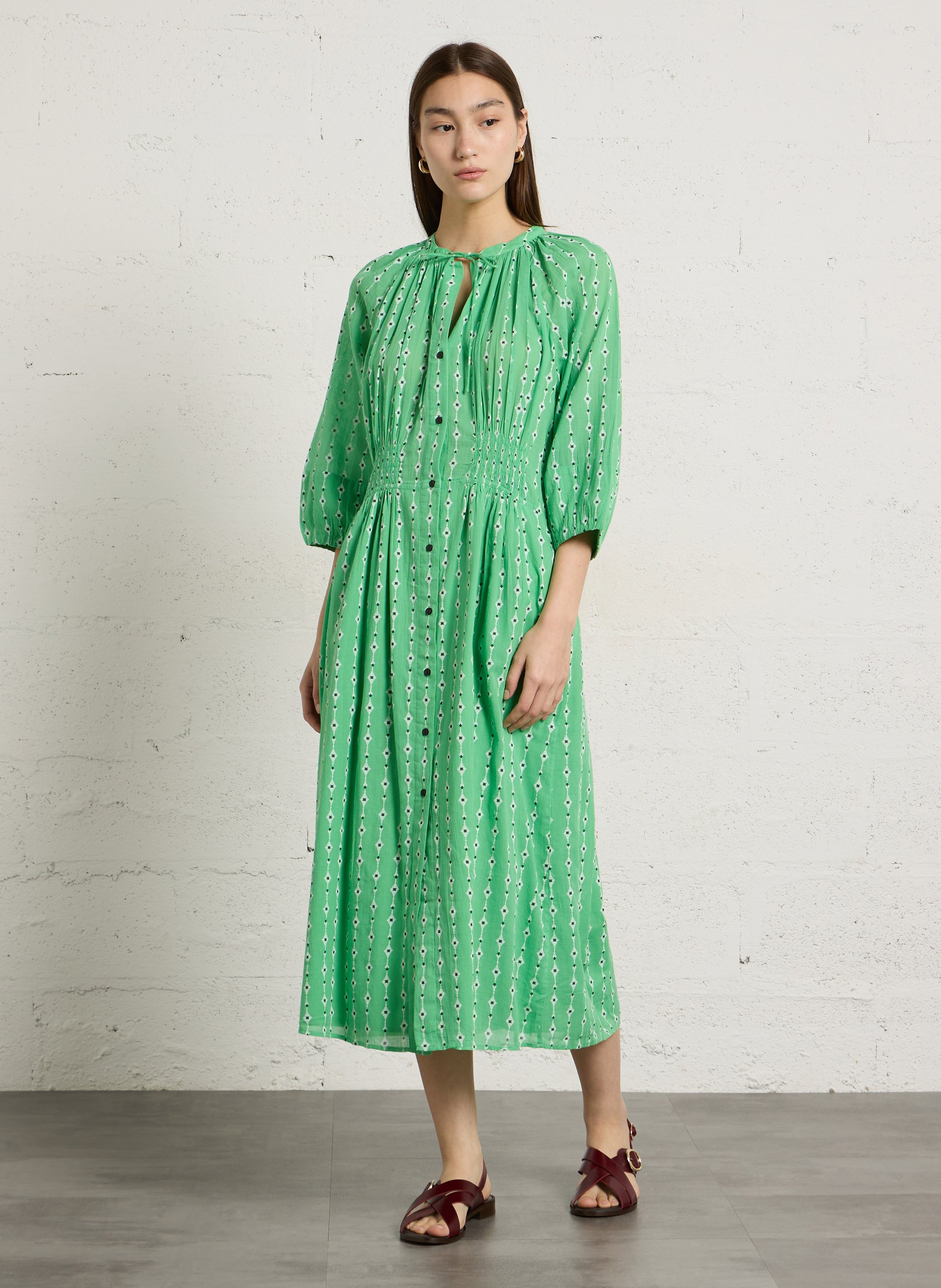 Lange jurk met ronde hals van biologisch katoen met print. LEON & HARPER Groen