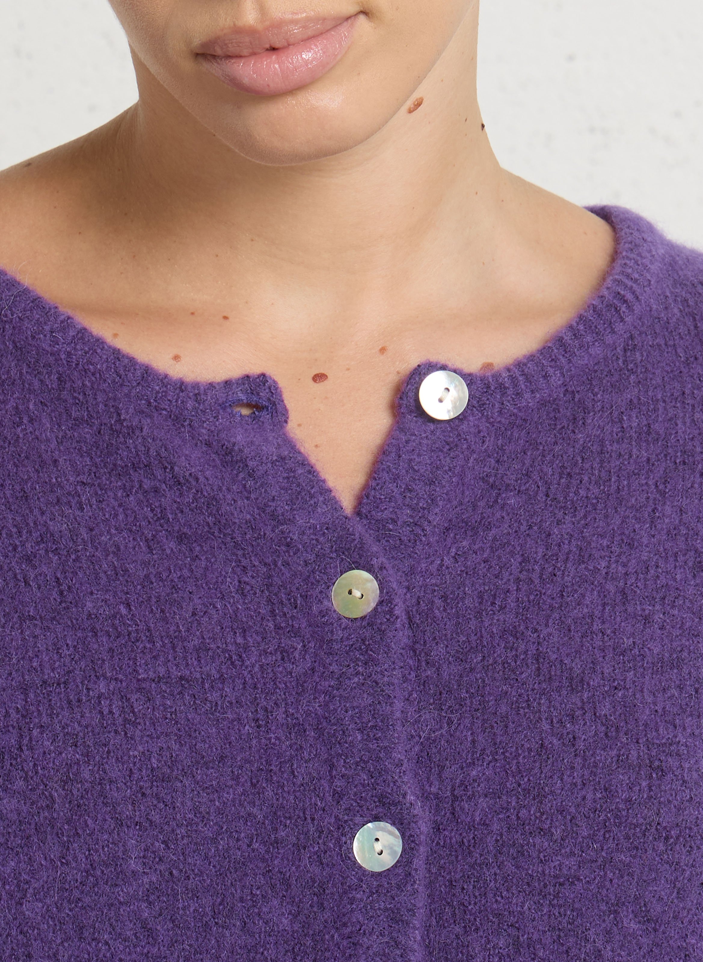 Weit geschnittene Strickjacke aus Wollmix AMERICAN VINTAGE Violett