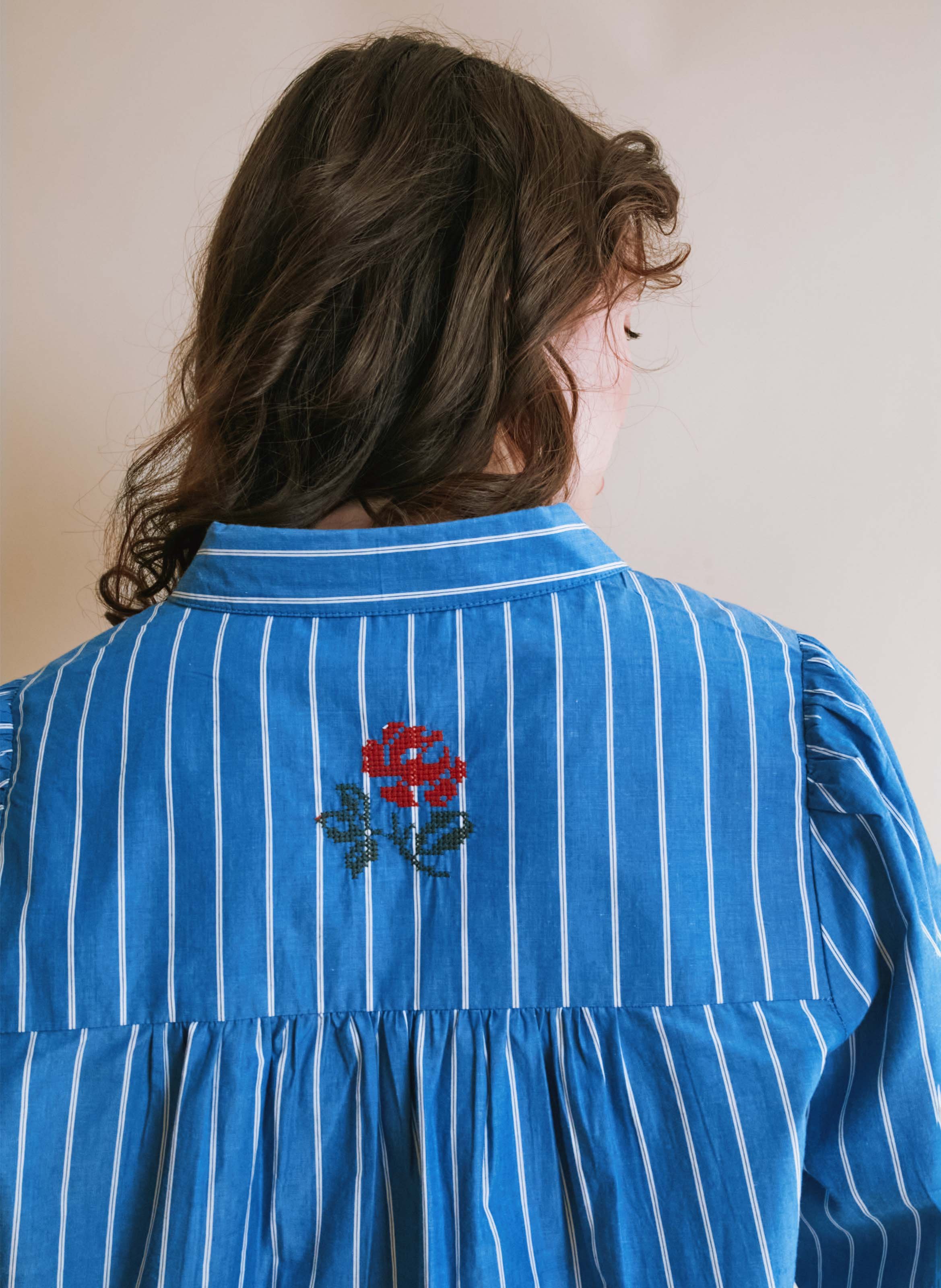Bluse aus Bio-Baumwolle mit klassischem Kragen EMILE ET IDA Blau