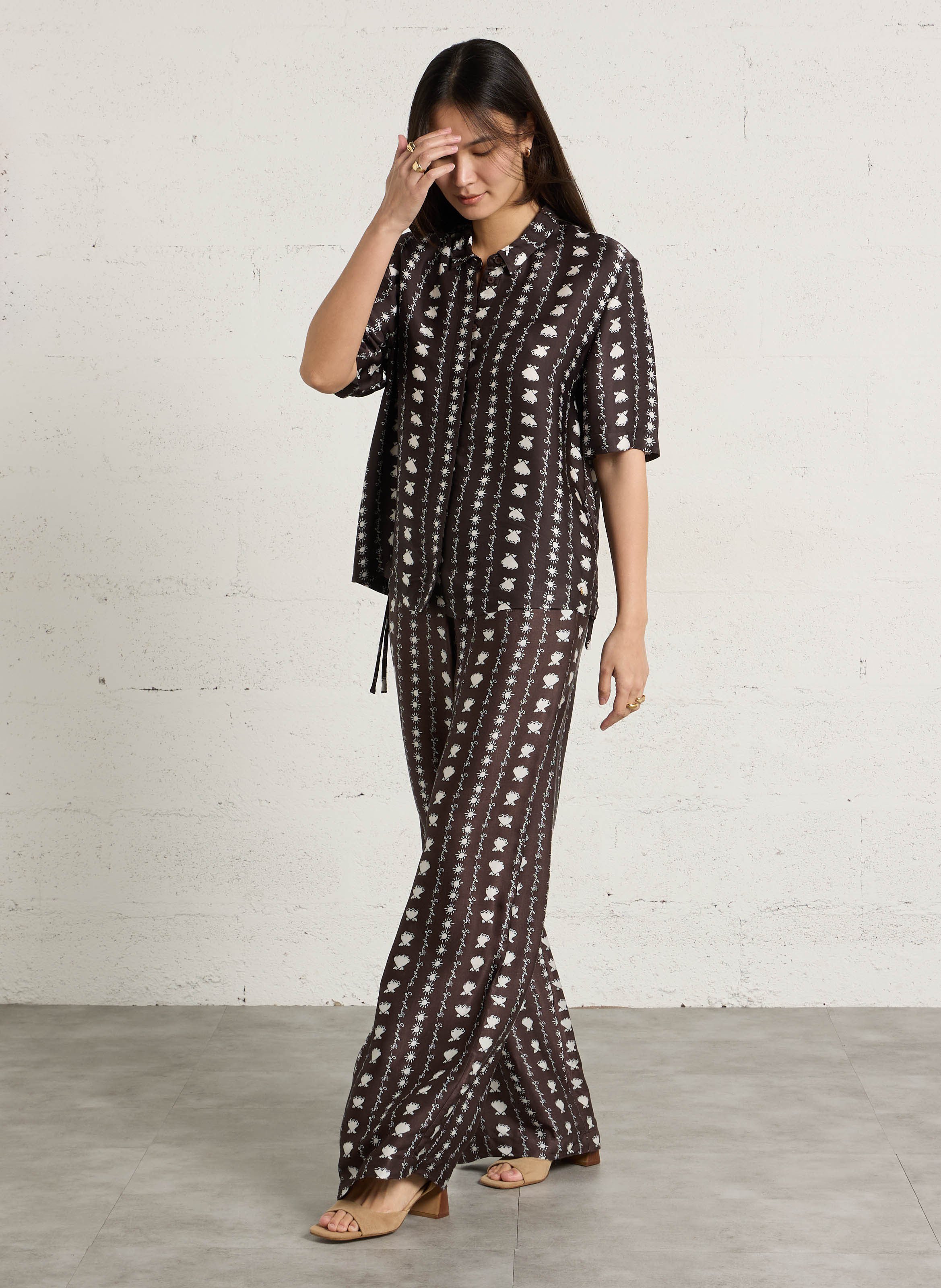 Sandalen van veloursleer met hak BOBBIES Beige