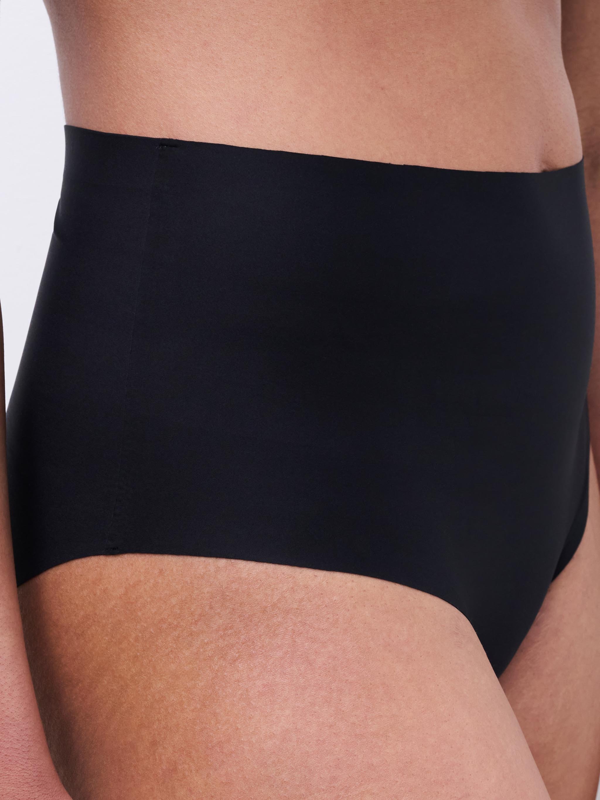 High-waisted panties CHANTELLE Black