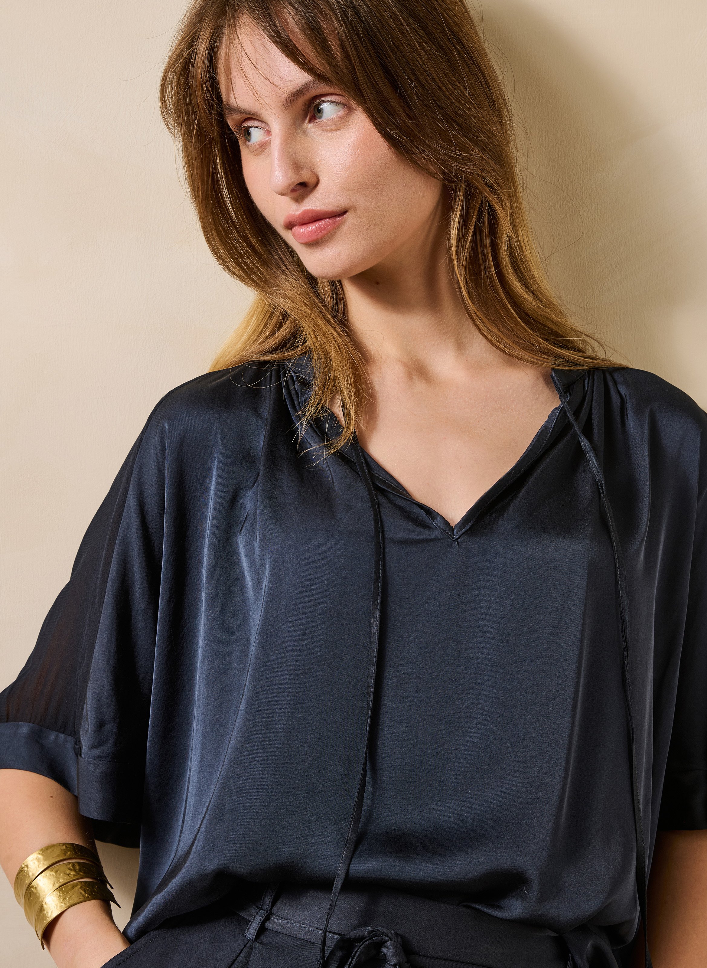 Weit geschnittene Henley-Bluse LA FEE MARABOUTEE Blau