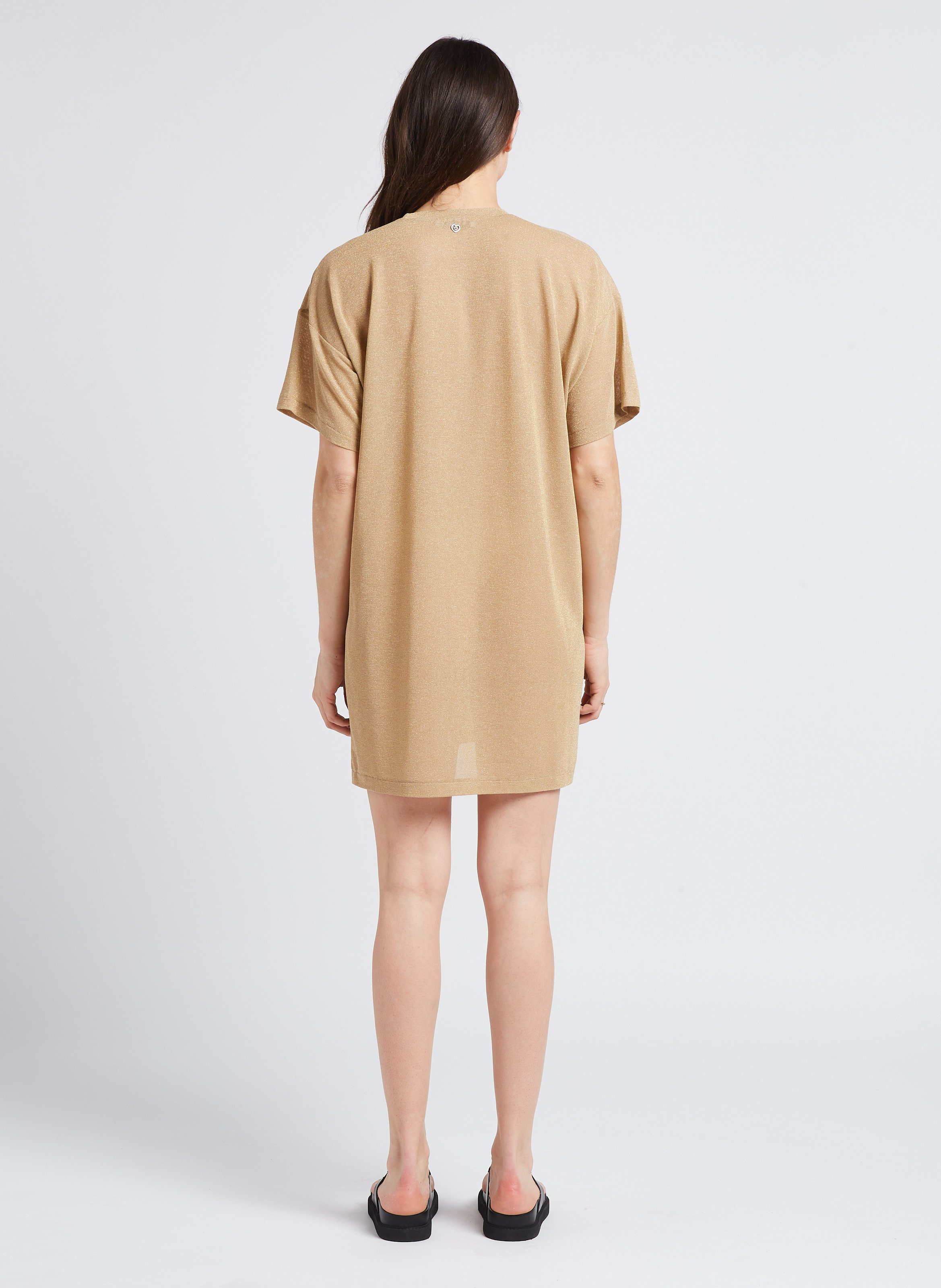 Halflange, rechte jurk met ronde hals Goudkleurig