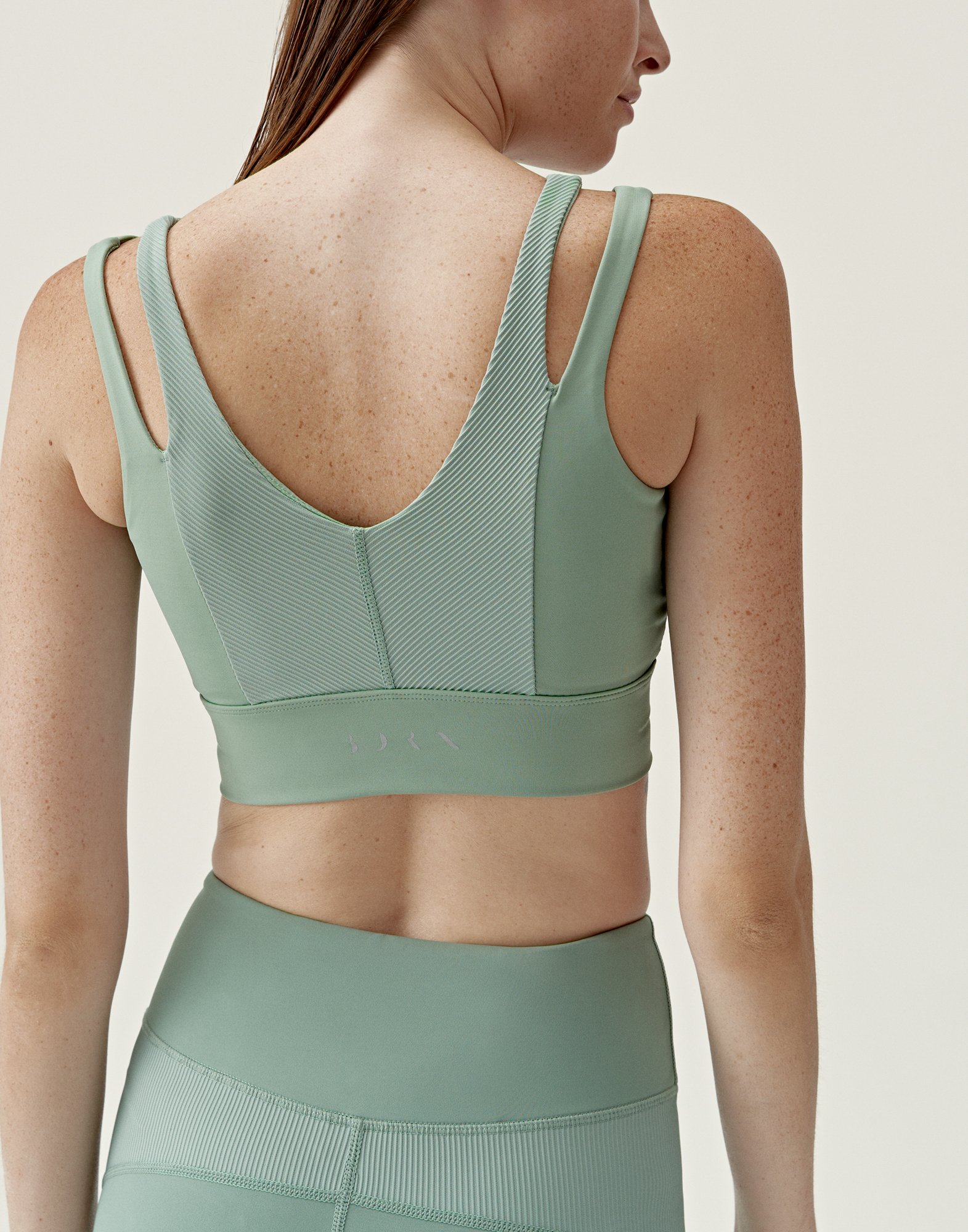 Reka sports bra with removable padding BORN LIVING YOGA Green